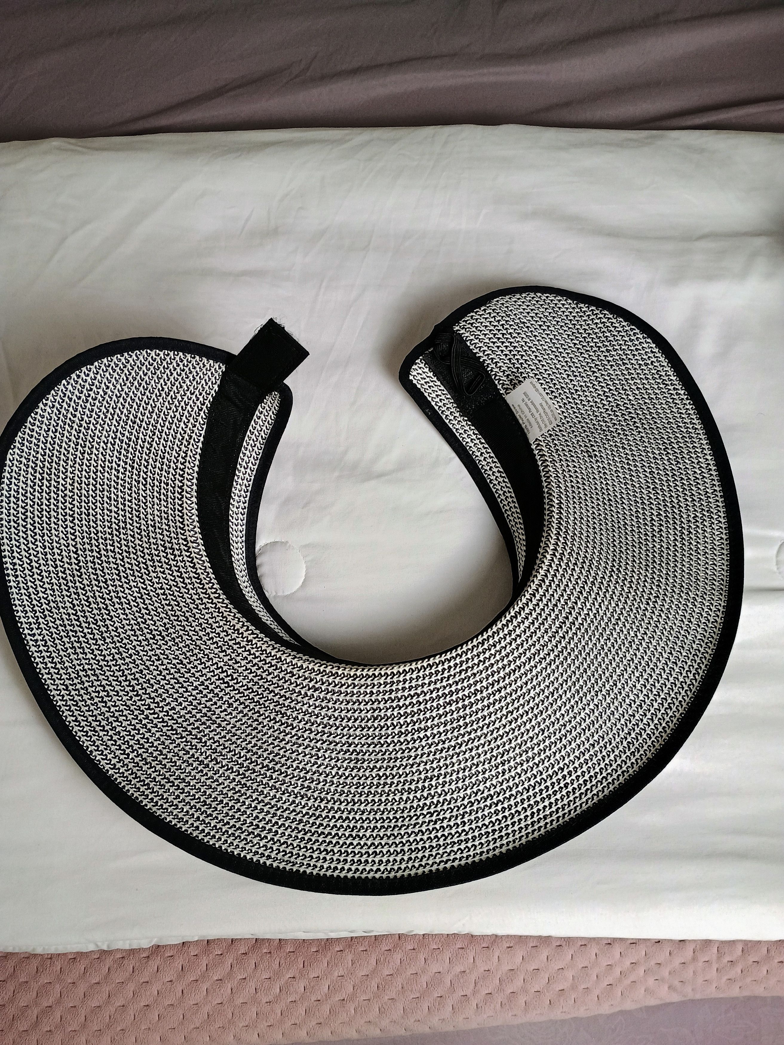 Other Sun Visor 100% Paper Straw Floppy Hat | Black and White Size ONE SIZE - 3 Thumbnail
