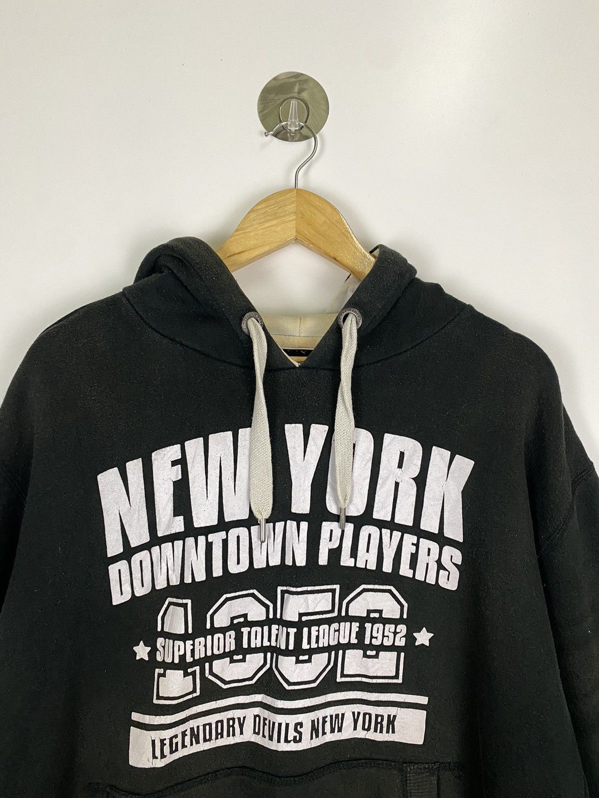 Vintage Vintage Legendary Devils College League Hoodie Size US XL / EU 56 / 4 - 5 Thumbnail