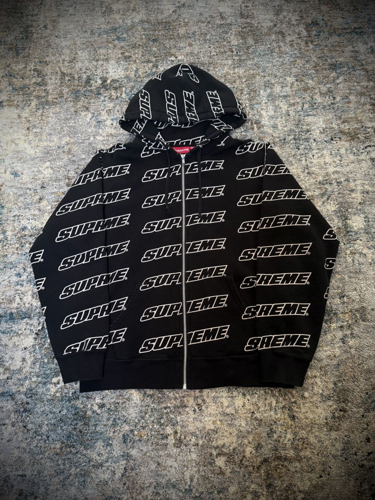 Supreme Supreme SS18 Repeat All Over Logo Print Full Zip Up Hoodie Size US M / EU 48-50 / 2 - 1 Thumbnail