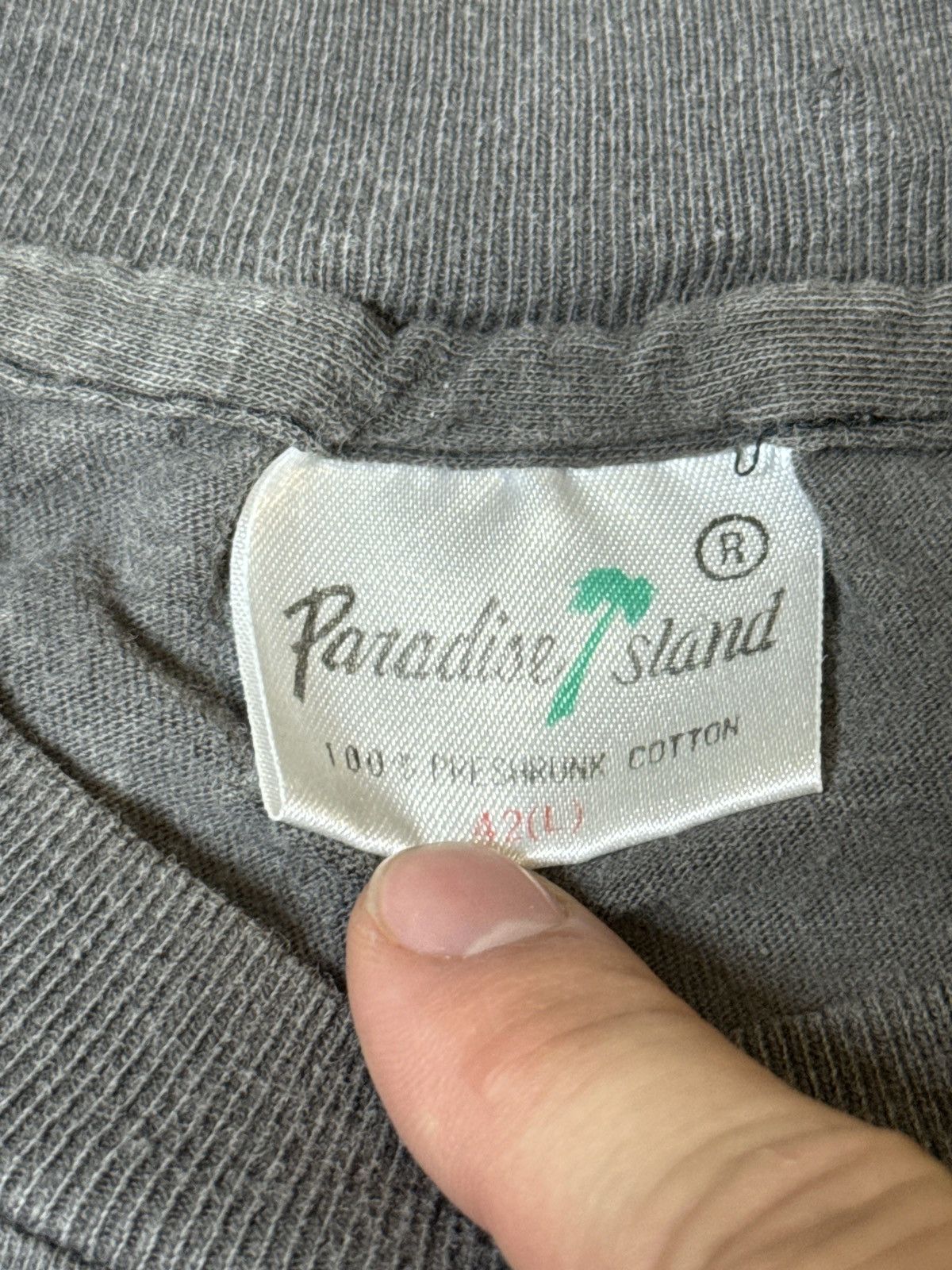 Vintage Vtg 90s Aruba Lost In Paradise Island Resort Faded T Shirt Size S / US 4 / IT 40 - 3 Thumbnail