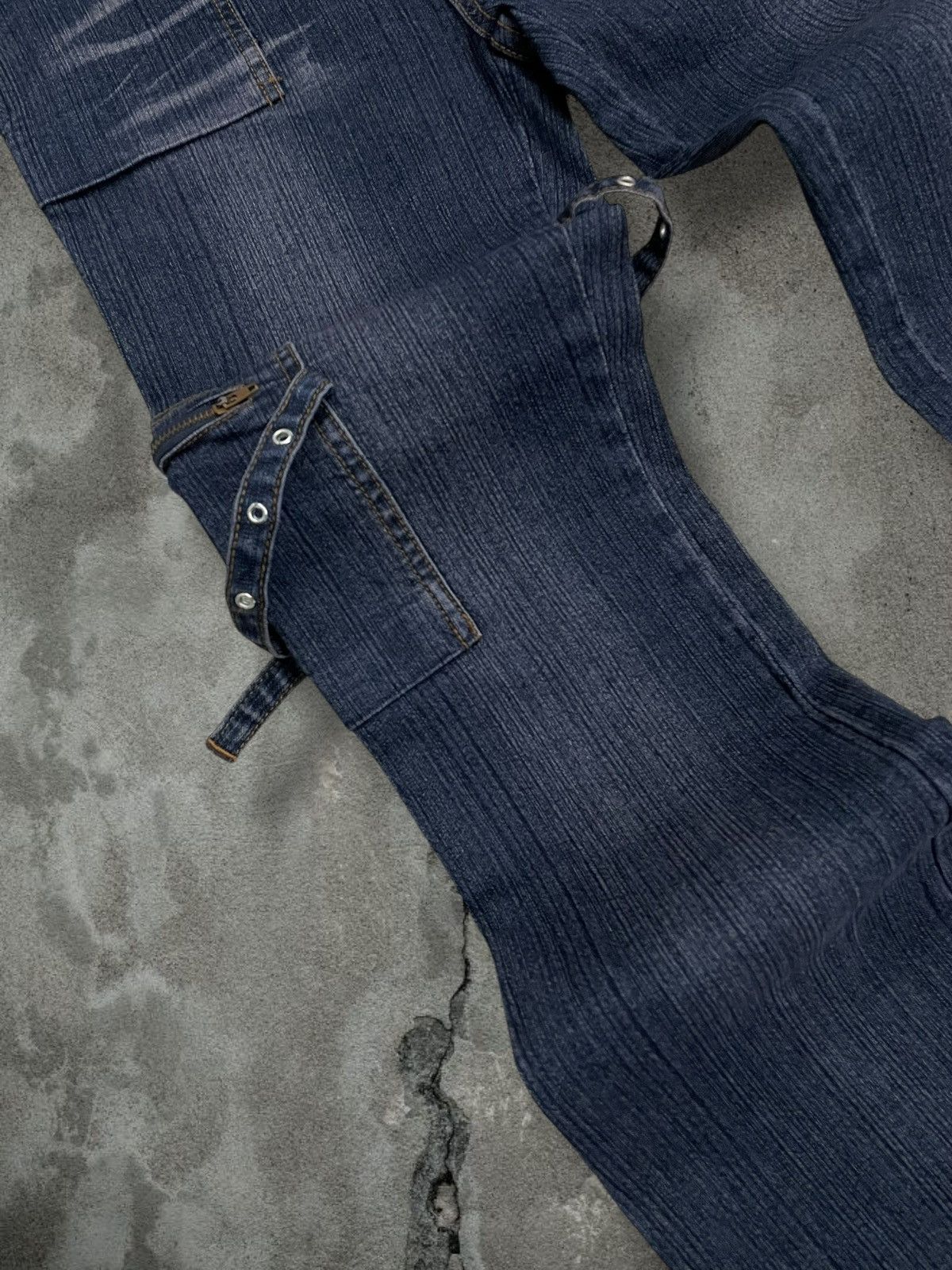 Designer Vintage Og 90s Japan Designer Haphazard Flared Bondage Denim Size US 27 - 8 Thumbnail