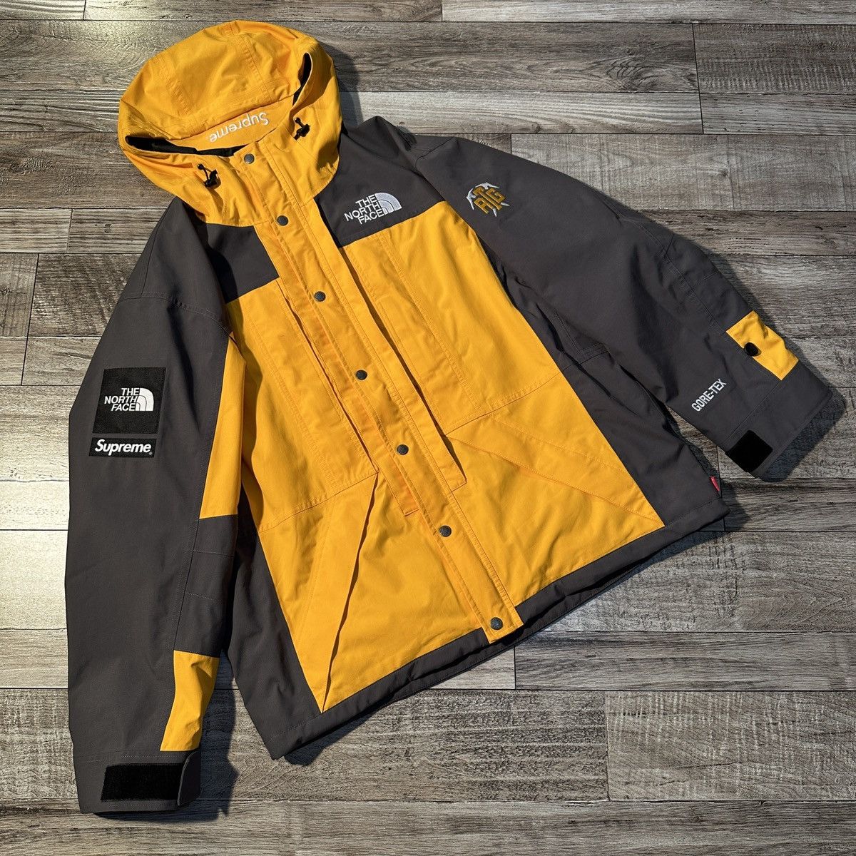 Supreme THE NORTH FACE X SUPREME RTG GORE-TEX JACKET | Grailed