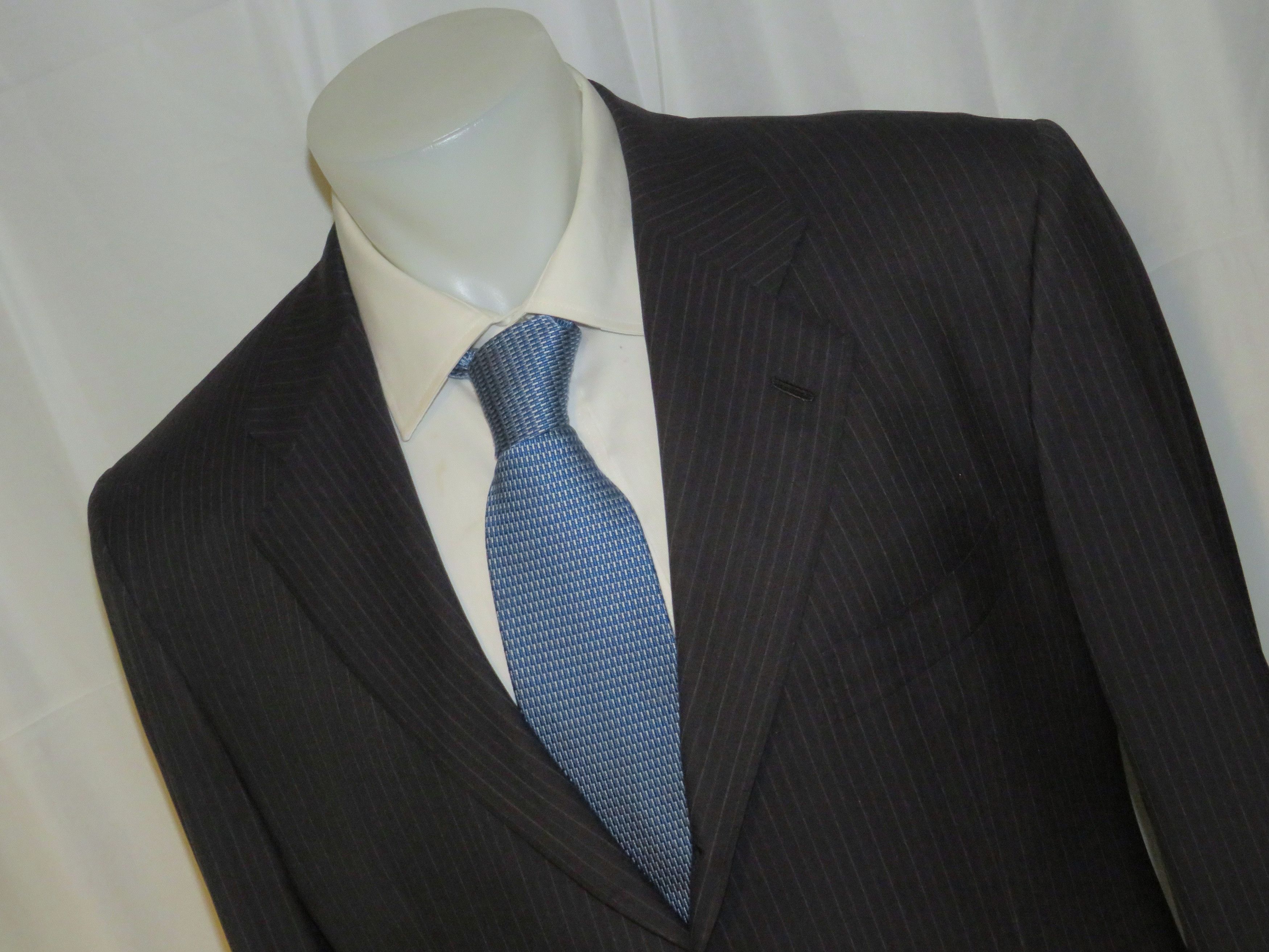 Kiton Super 180 Navy Striped Hand Made Three Button Suit 46S Size 46S - 6 Thumbnail