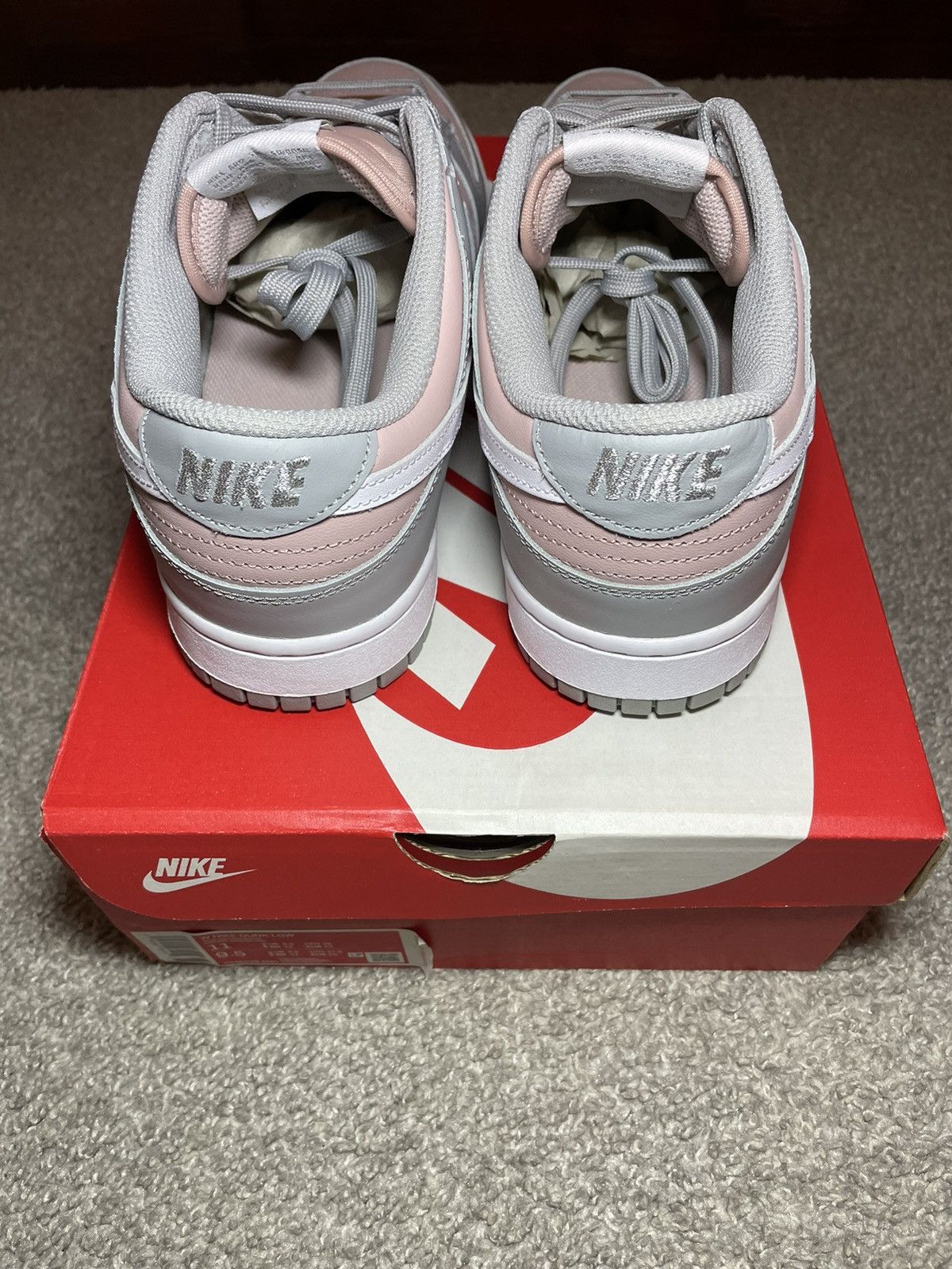 Nike New Nike Dunk Low Pink Oxford White Size 11W / 9.5M Size US 11 / IT 41 - 3 Thumbnail