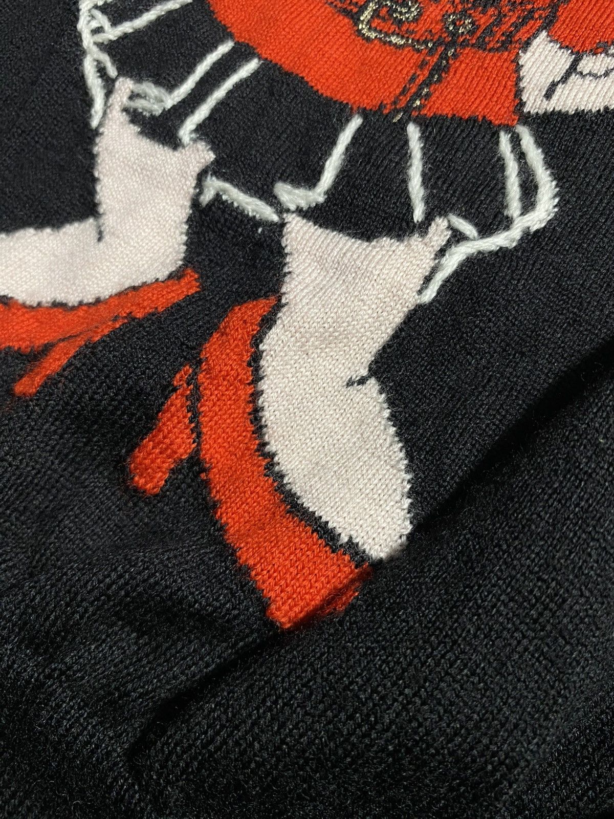 Moschino MOSCHINO-LOONEY TUNES CREWNECK WOOL KNIT SWEATER PORKY PIG Size M / US 6-8 / IT 42-44 - 4 Thumbnail