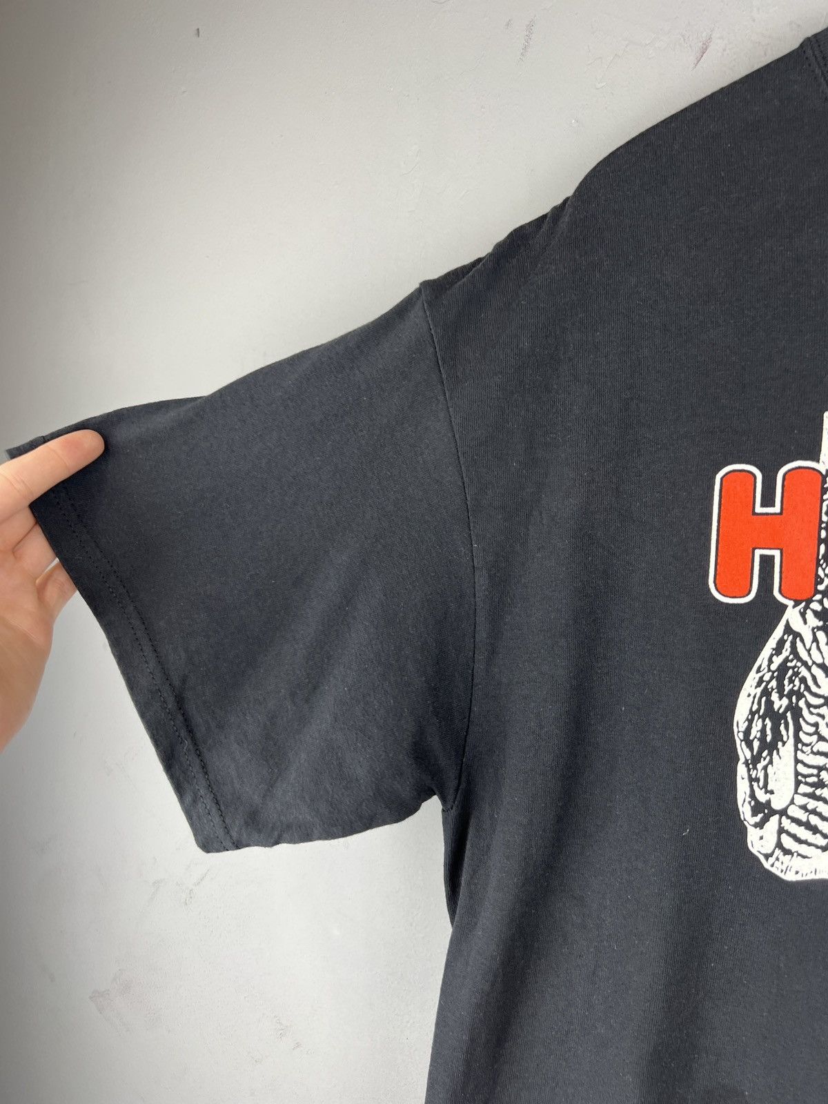 Vintage Vintage 90s Parody Hooters Raleigh,NC Band tee Size US XL / EU 56 / 4 - 5 Thumbnail