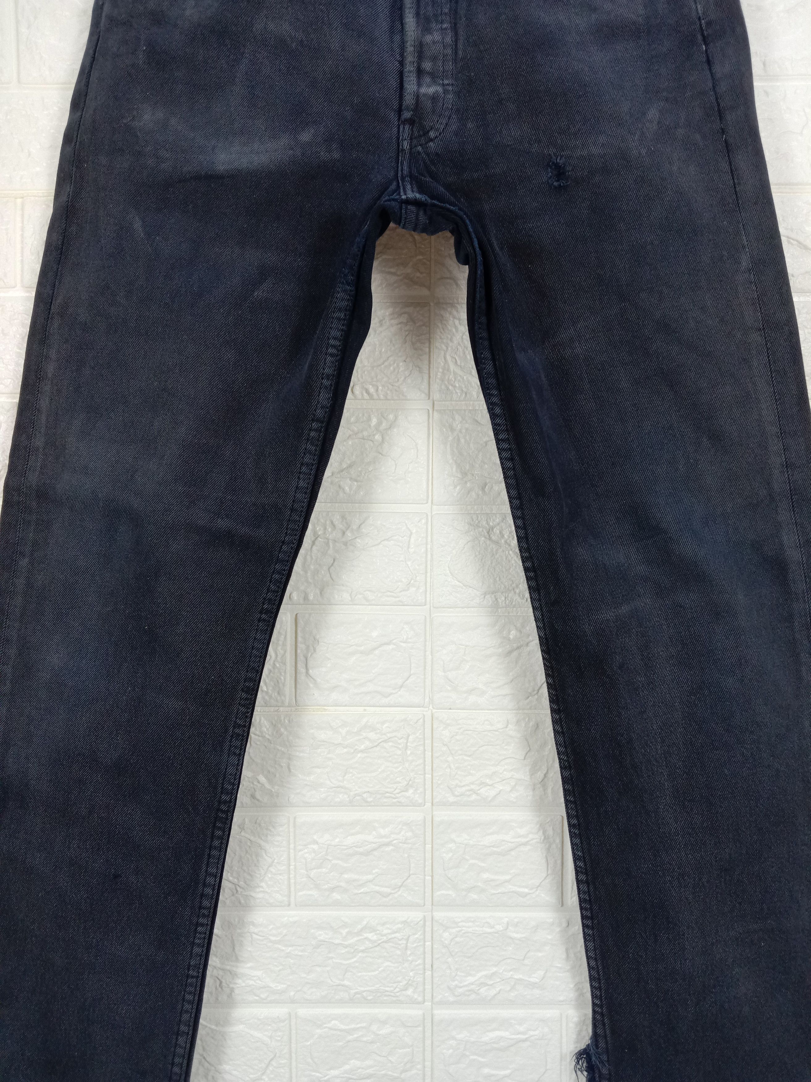Levi's Vintage Levi's 501 Jeans Faded Black Distressed Denim Size US 31 - 3 Thumbnail