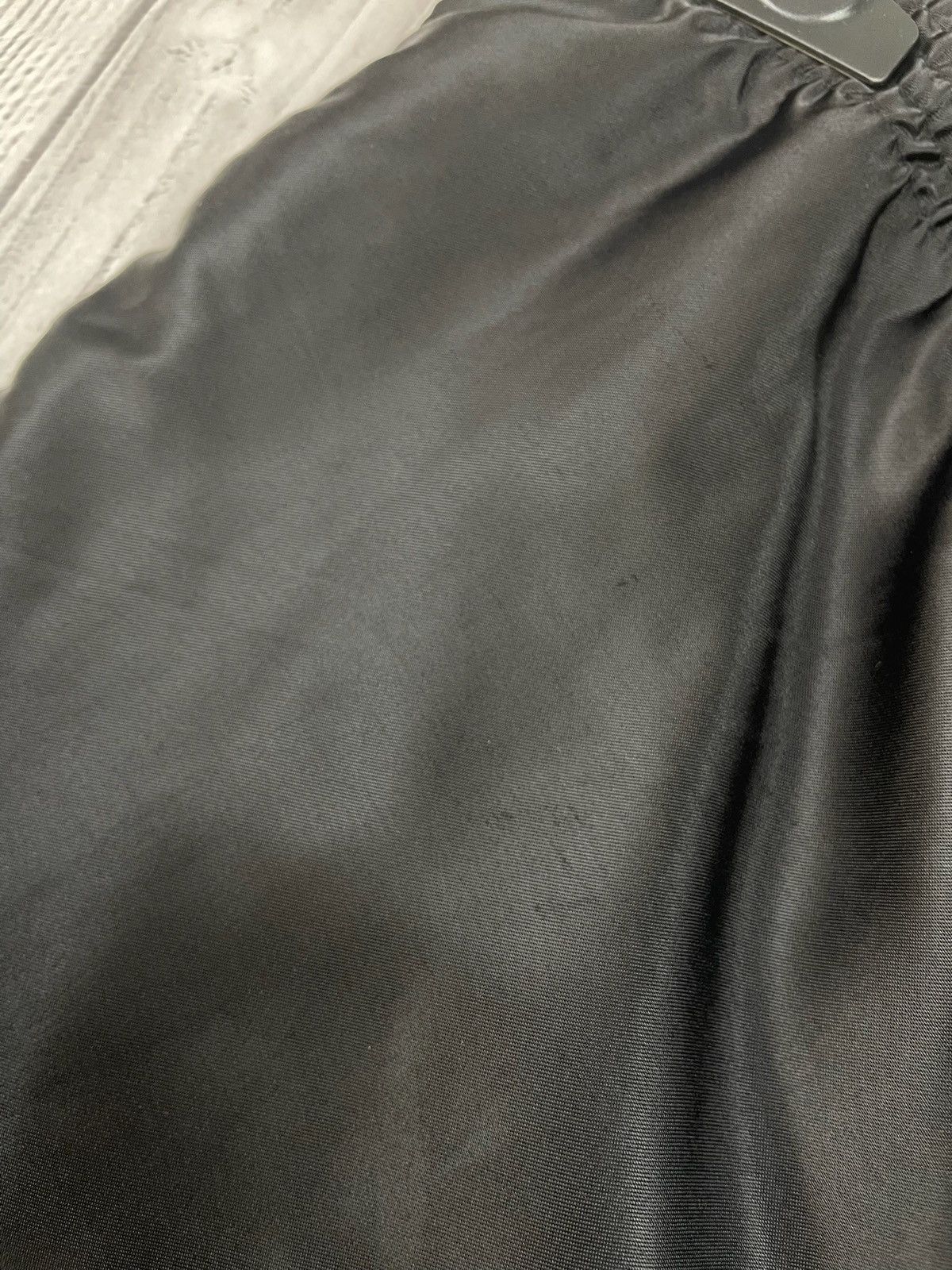 Nike Vintage Nike nylon shorts size L black Size US 34 / EU 50 - 5 Thumbnail