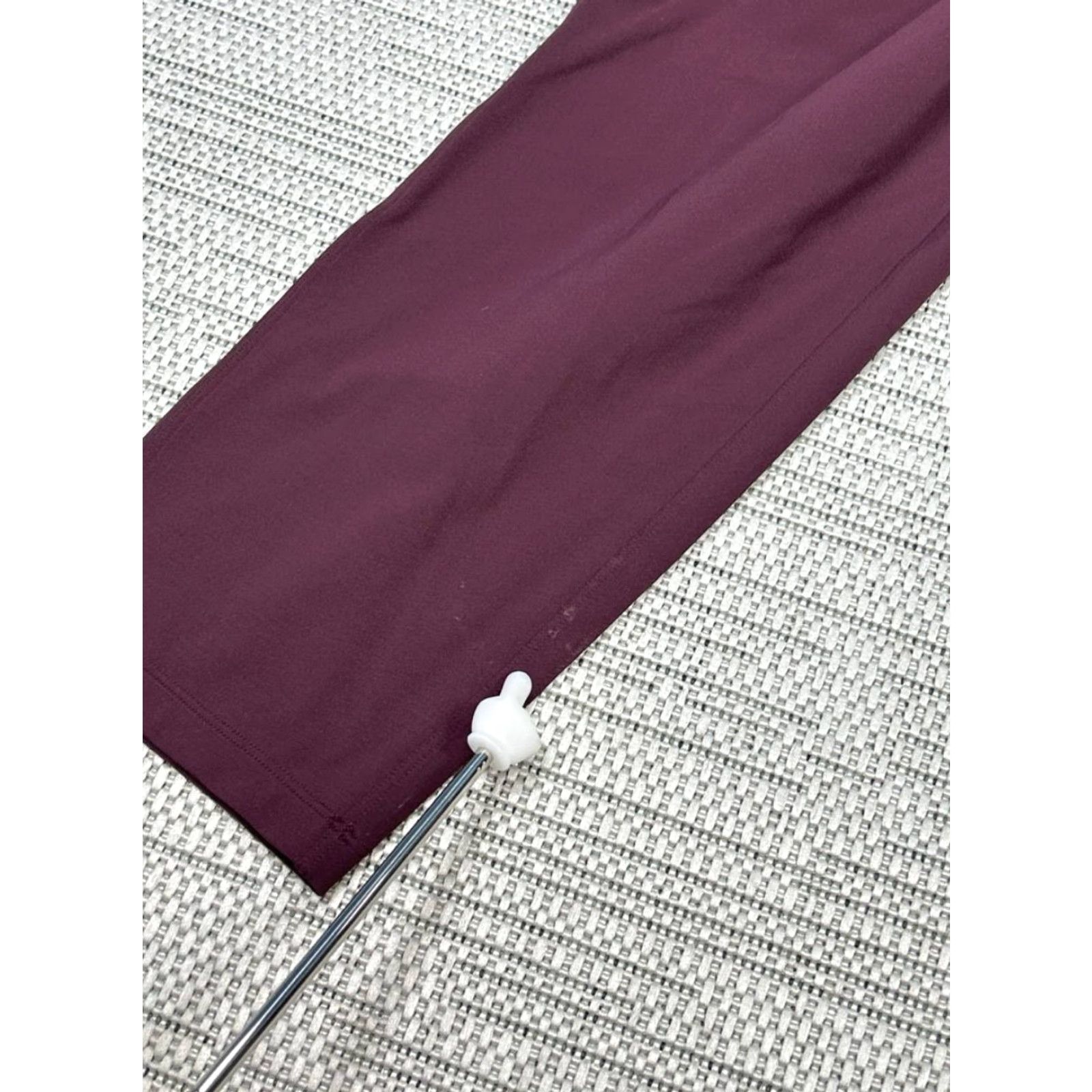 Lululemon VINTAGE Lululemon Keep Moving Pants Womens 6 Purple Stretch Luxtreme Drawstring Travel Size 28" / US 6 / IT 42 - 7 Thumbnail