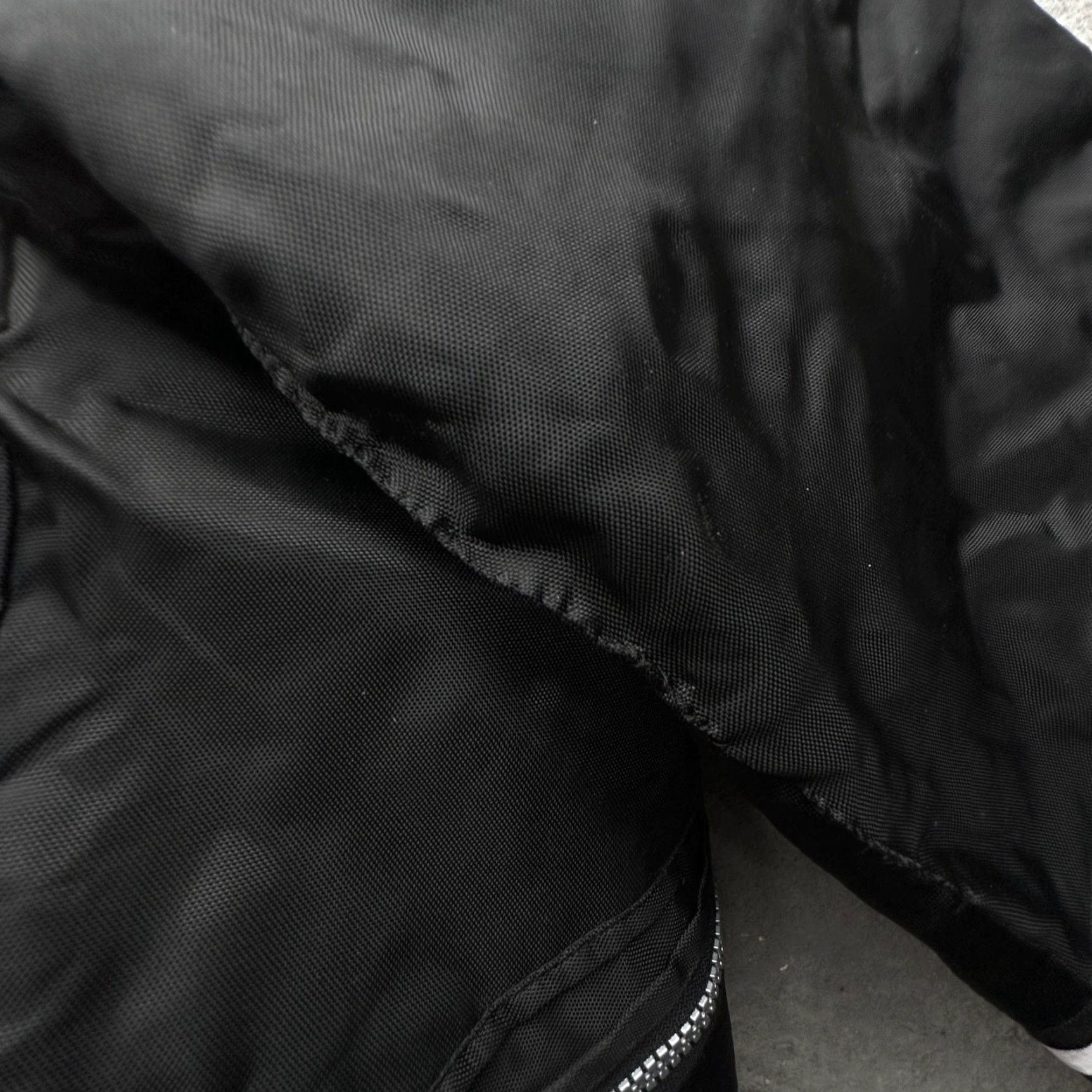 Vintage VINTAGE Tri-Mountain Coca Cola Nylon Quilt Lined Work Jacket Mens XL Reflective Black Jacket Size US XL / EU 56 / 4 - 7 Thumbnail