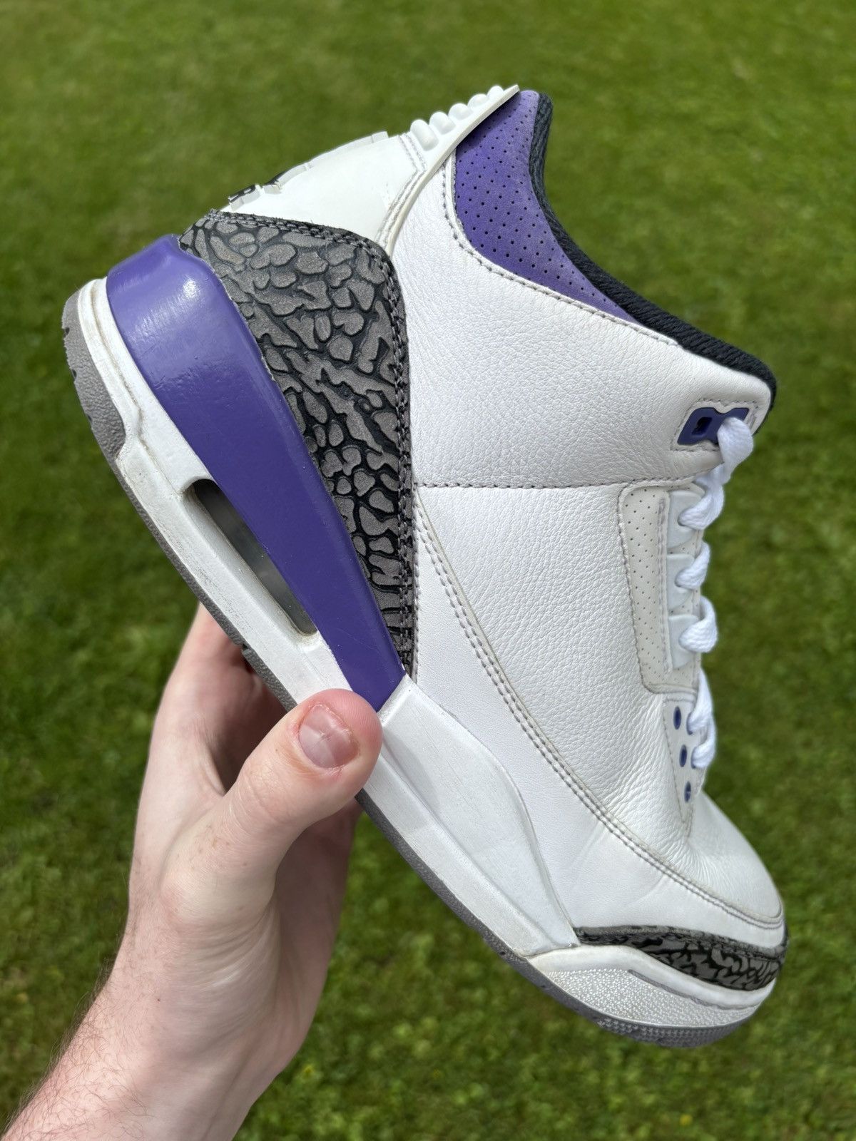 Jordan Brand Jordan 3 Retro Dark Iris 2022 Size 9.5 Size US 9.5 / EU 42-43 - 1 Thumbnail