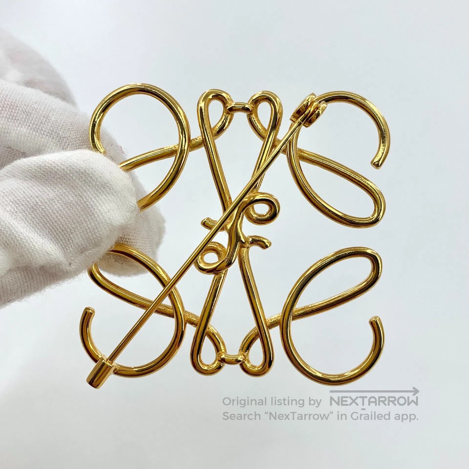 Loewe Loewe Gold Logo Brooch. Size ONE SIZE - 4 Thumbnail