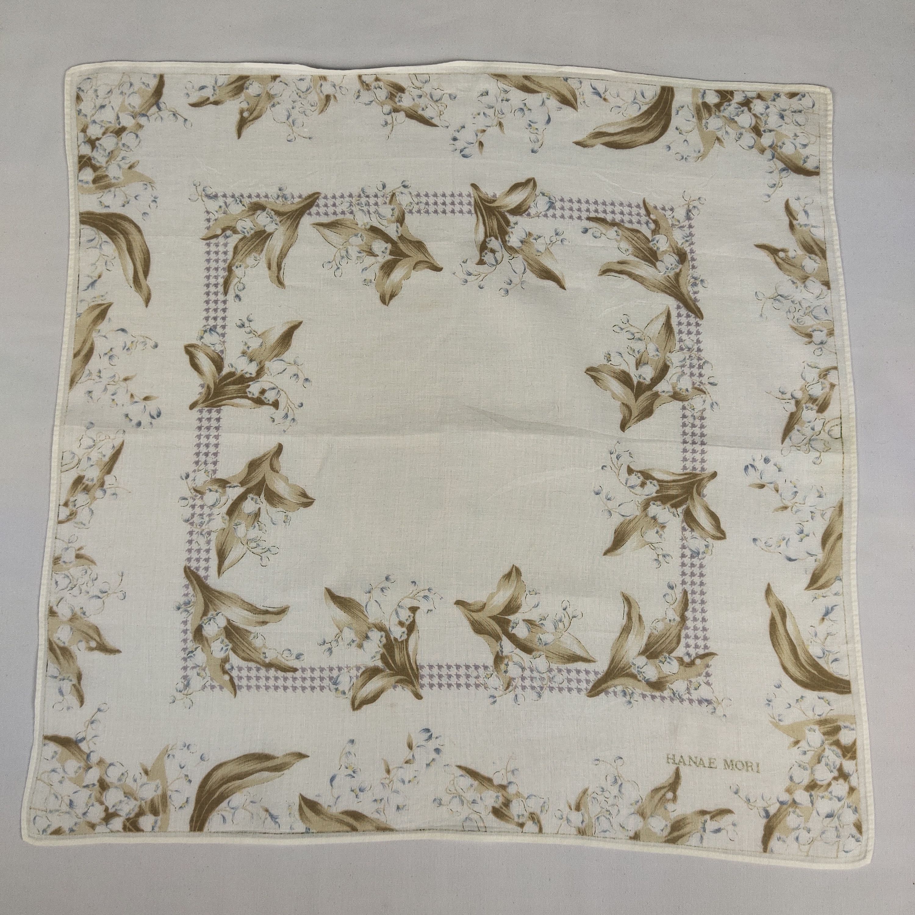 Hanae Mori × Vintage Hanae Mori Handkerchief / Neckerchief / Bandana FZ349 Size ONE SIZE - 3 Thumbnail