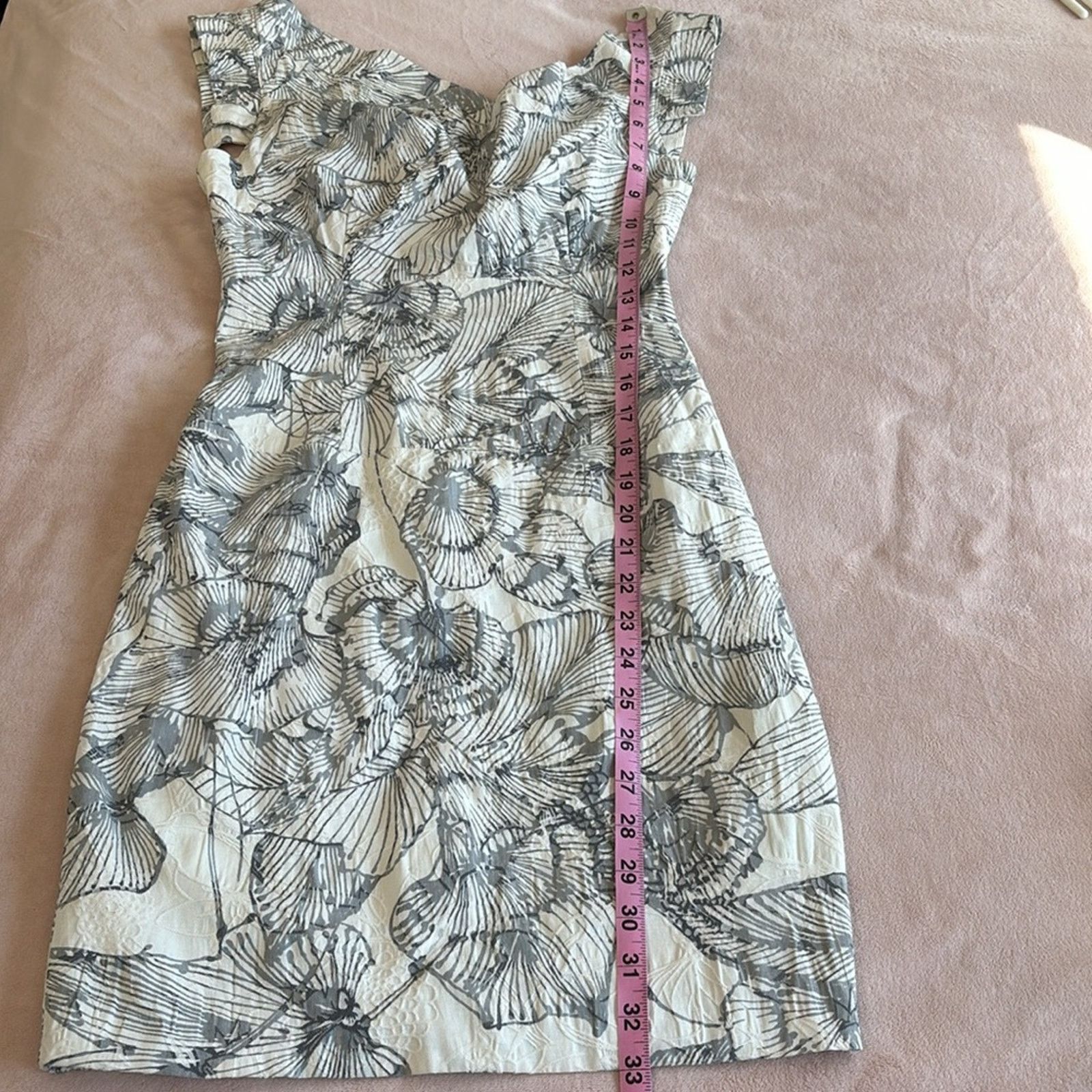 Black Halo Black Halo Jackie O Sheath Dress Floral Textured Size O Size XS / US 0-2 / IT 36-38 - 8 Thumbnail