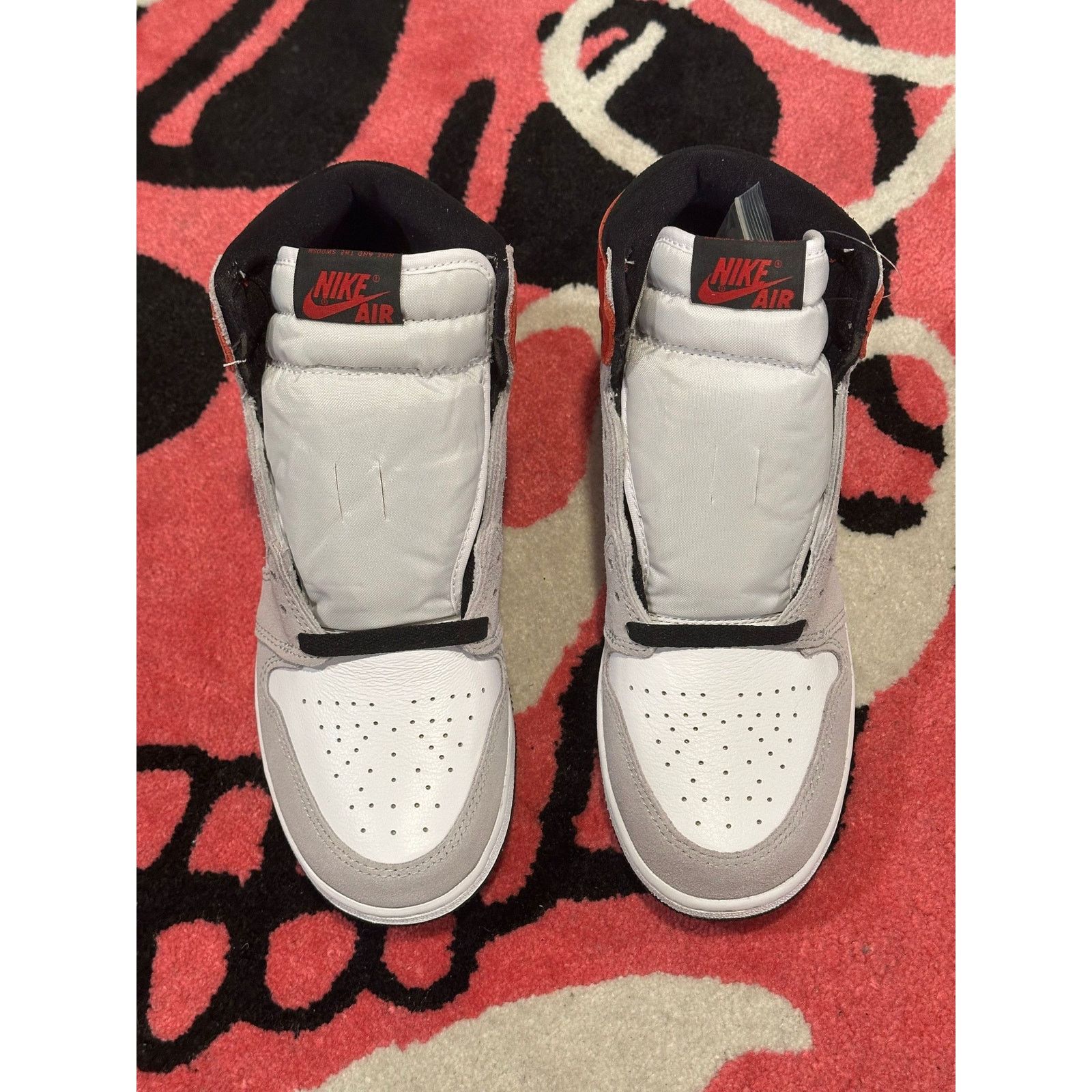Jordan Brand × Nike Jordan 1 Retro High Light Smoke Grey GS – Size 6.5Y – New Size US 6 / EU 39 - 2 Thumbnail