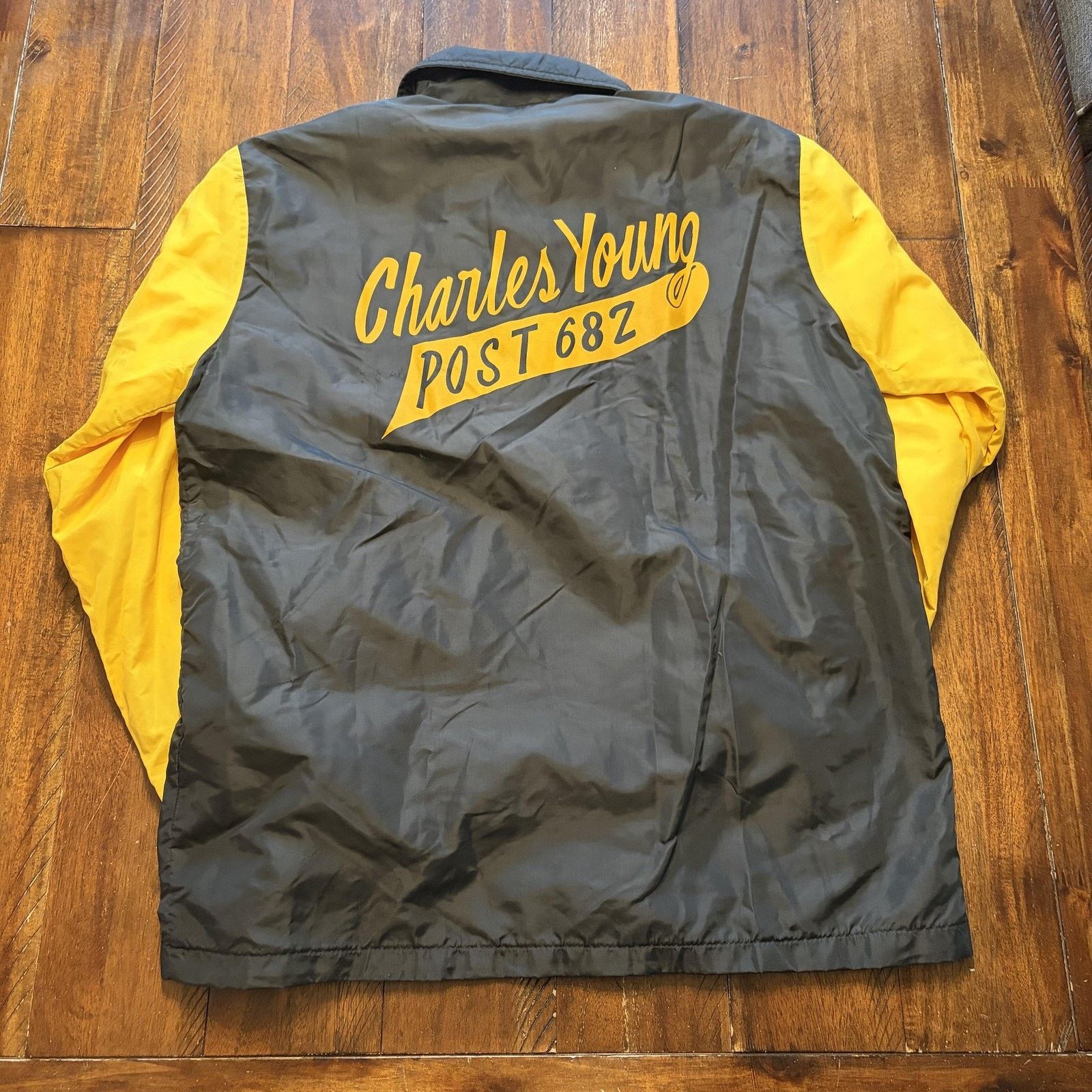 Vintage Vintage Maple Jacket Mens Medium Yellow Softball 1977 Champs Size US M / EU 48-50 / 2 - 13 Thumbnail