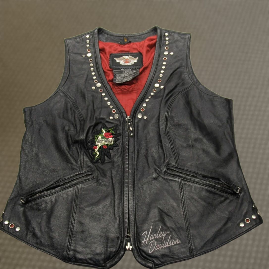 Harley Davidson VINTAGE Harley-Davidson Vest Women Large Black Leather Biker Motorcycle Full Zip Studded Embroidered Size L / US 10 / IT 46 - 1 Thumbnail