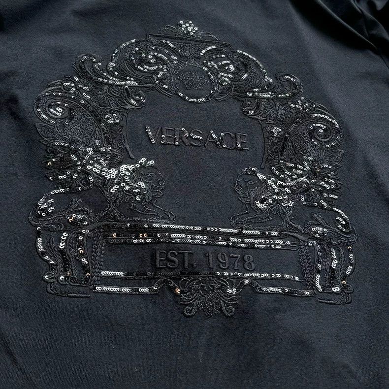 Versace Versace Heavy Industries embroidered black T-shirt Size US M / EU 48-50 / 2 - 7 Thumbnail