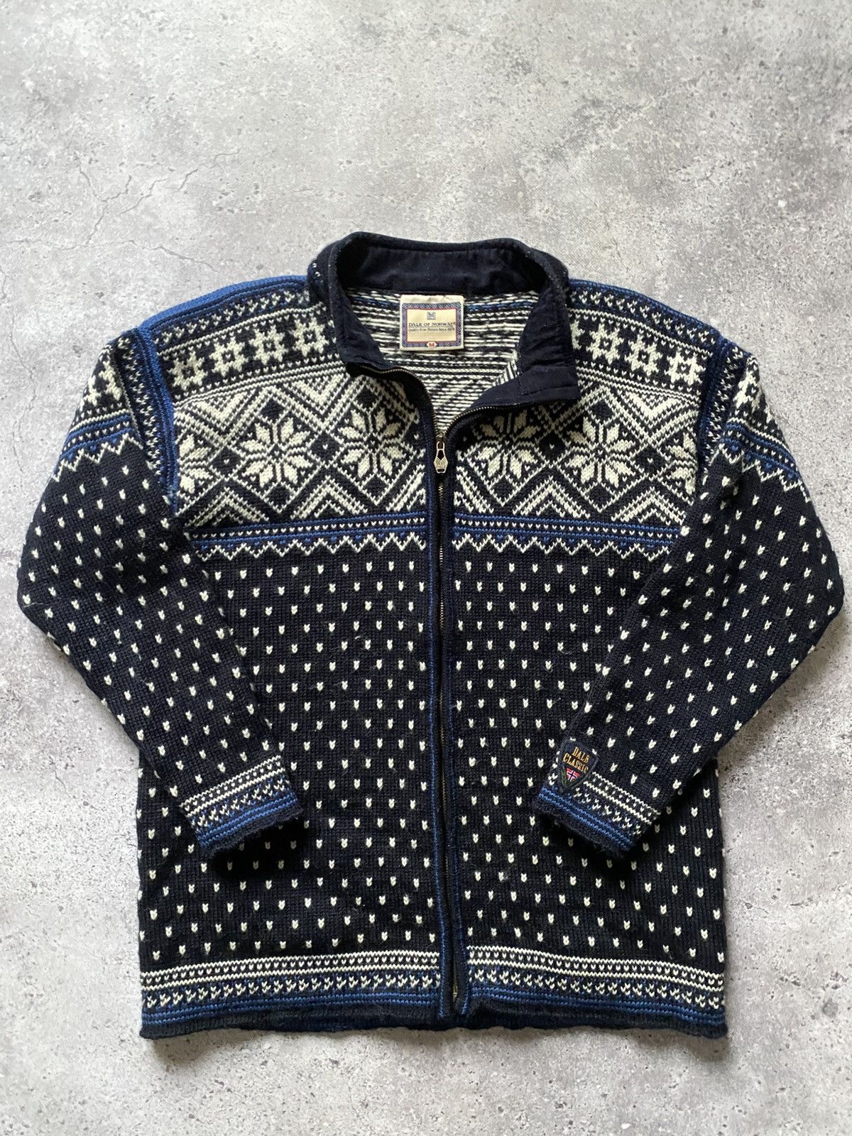 Dale Of Norway Vintage Dale Of Norway Sweater Men Size M Wool Icelandic Size US M / EU 48-50 / 2 - 1 Thumbnail