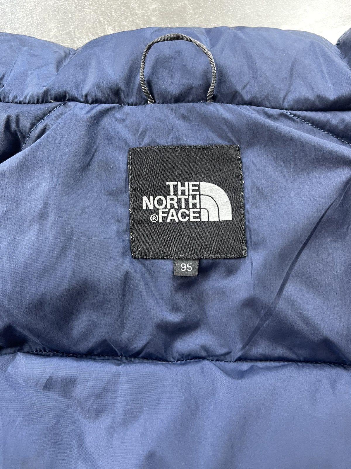 The North Face × Vintage The North Face 700 Down Puffer Vest Red Goose Down Korea Size US M / EU 48-50 / 2 - 14 Thumbnail