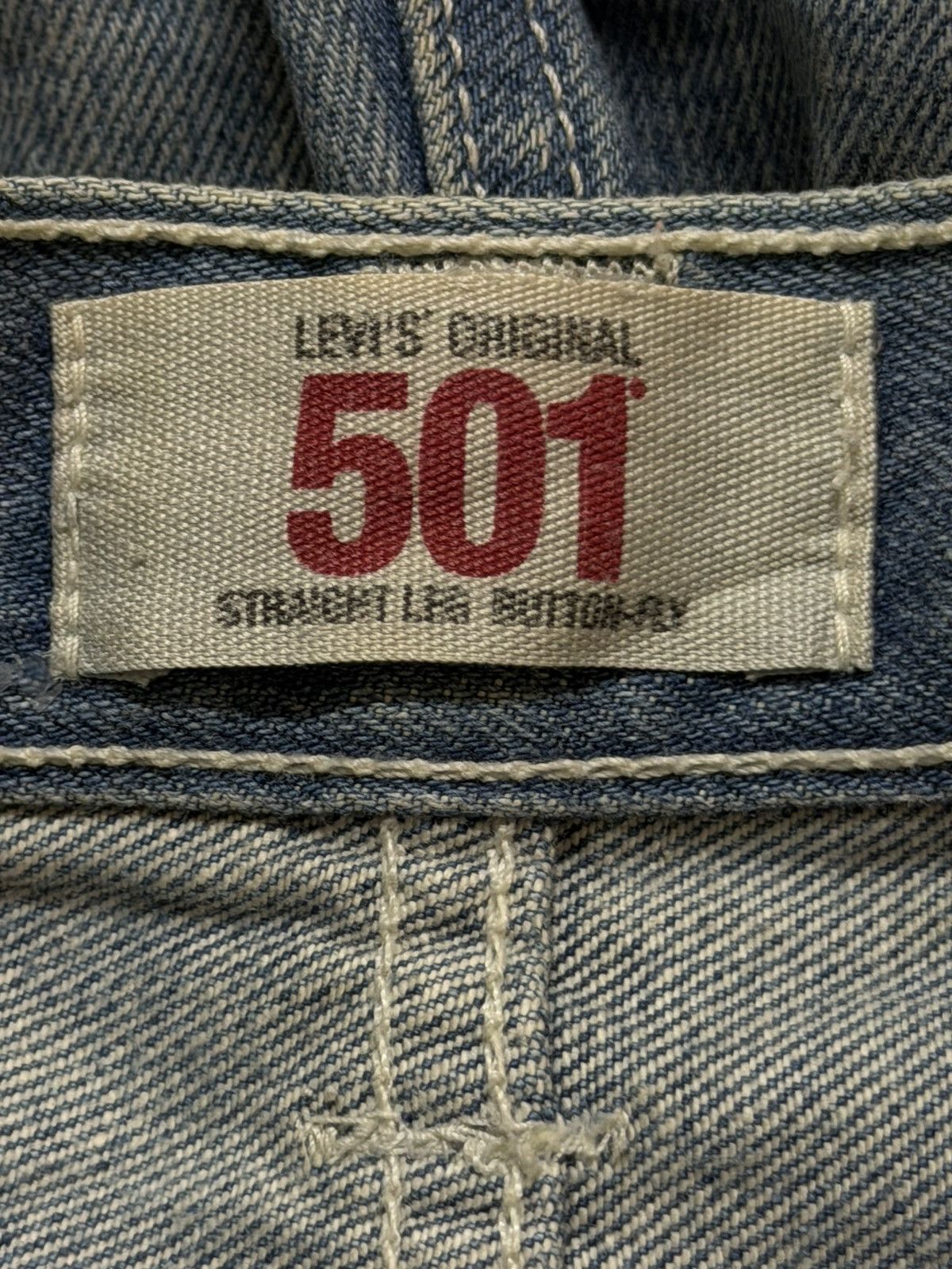 Levi's Vintage Levis 501 Blue Faded Distressed Patch Straight Leg Size US 29 - 7 Thumbnail