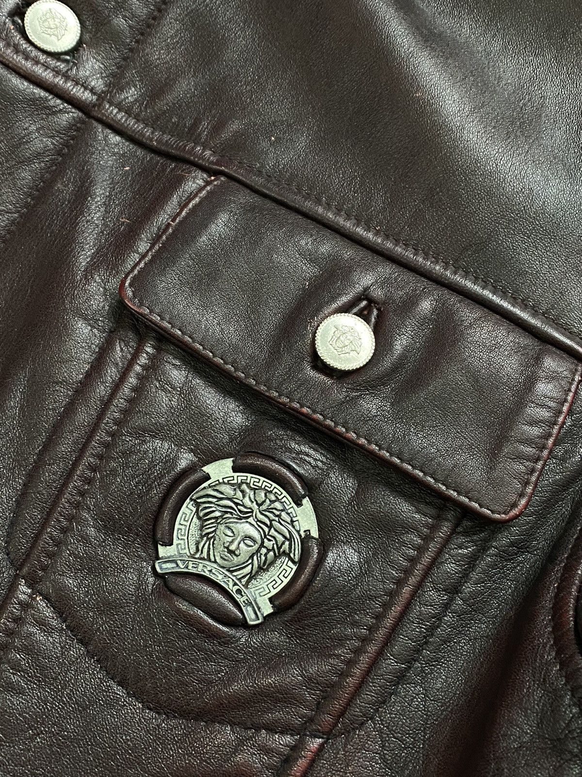 Versace × Vintage RARE Vintage leather jacket Versace back big logo Size US M / EU 48-50 / 2 - 10 Thumbnail