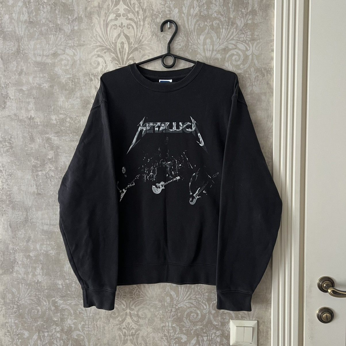 Band Tees × Metallica × Vintage Vintage Metallica Band Sweatshirt Russell Size US L / EU 52-54 / 3 - 4 Thumbnail
