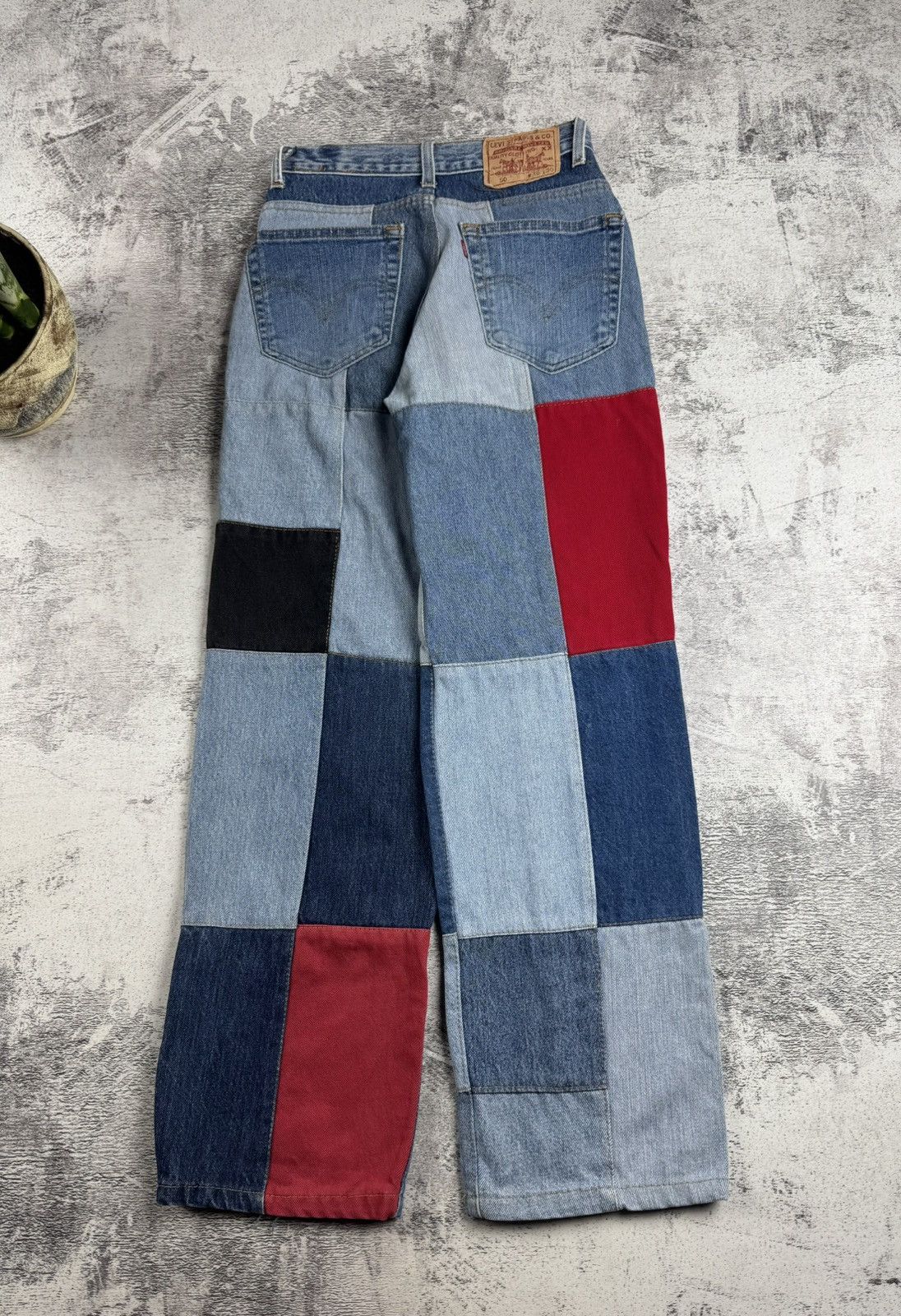 Levi's Levis’s Patchwork Women’s Straight Reworked 26 Size Vintage Denim Jeans Trousers Size 26" / US 2 / IT 38 - 4 Thumbnail
