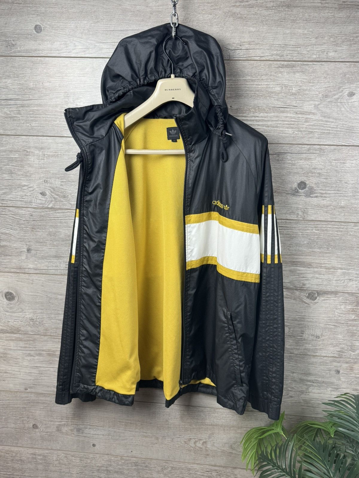 Adidas Adidas Vintage jacket y2k style size XL Size US XL / EU 56 / 4 - 3 Thumbnail