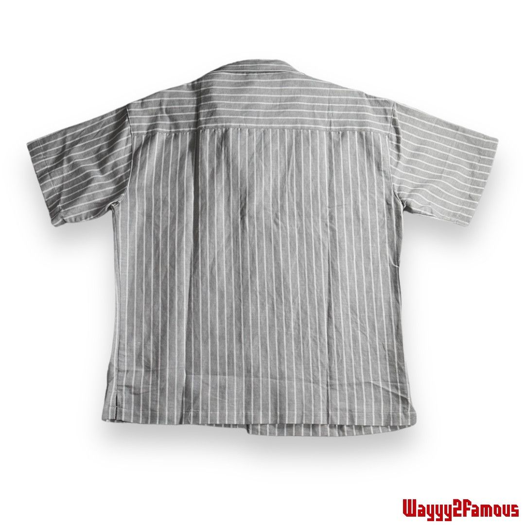 Forever 21 Gray Striped Cuban Collar Button Up Size US S / EU 44-46 / 1 - 2 Thumbnail