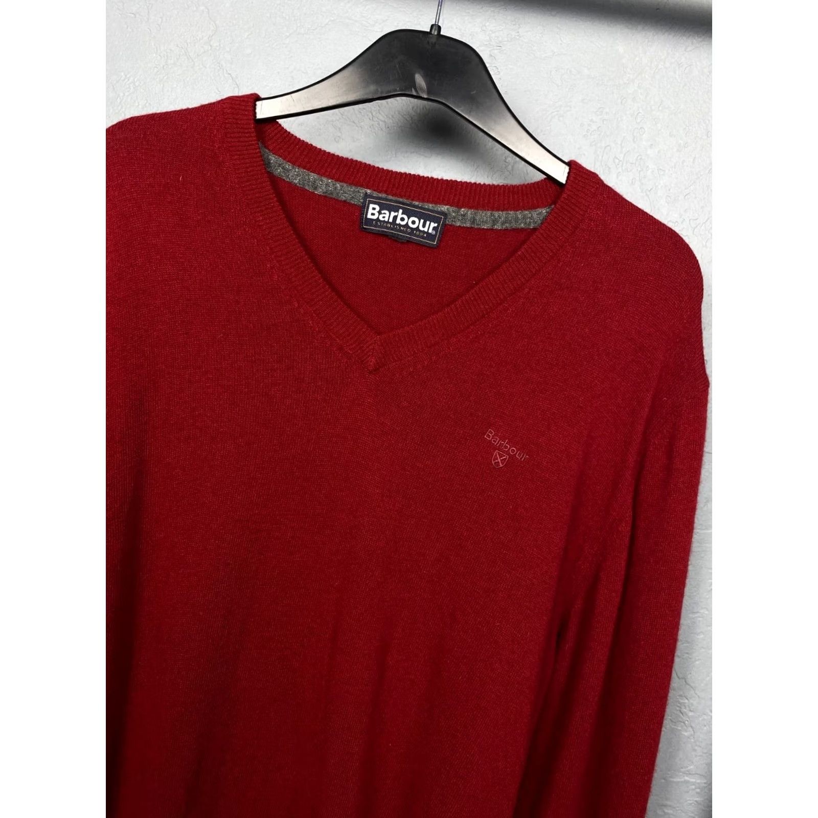 Barbour Barbour V-Neck Mens Wool Knit Sweater XL Red Pullover Modern Vintage Barbour V-Neck Mens Wool Knit Sweater XL Red Pullover 90s Size US XL / EU 56 / 4 - 2 Thumbnail
