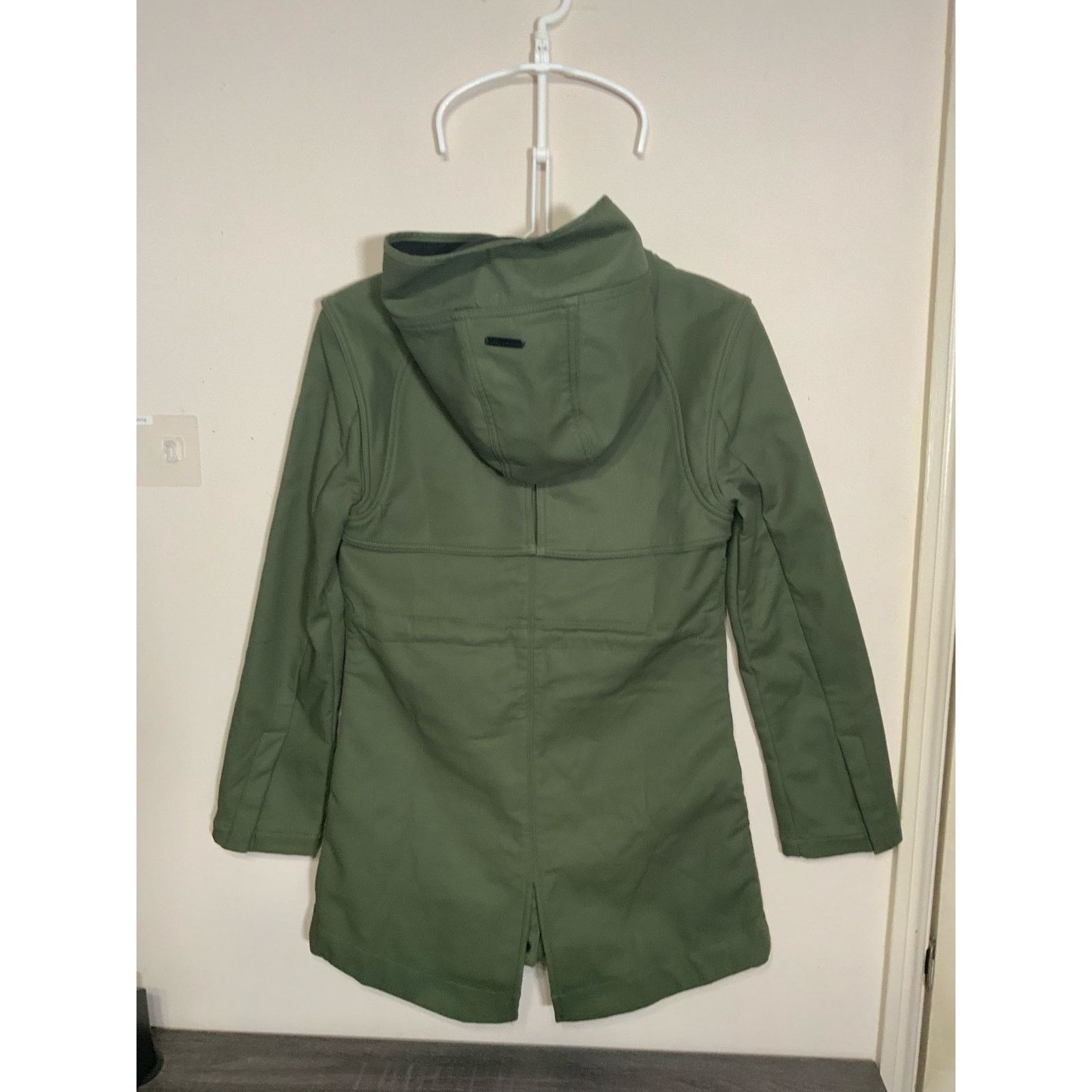 Unknown London Mia Melon Green Hooded Rain Jacket Women's Size XS USED Size XS / US 0-2 / IT 36-38 - 4 Thumbnail