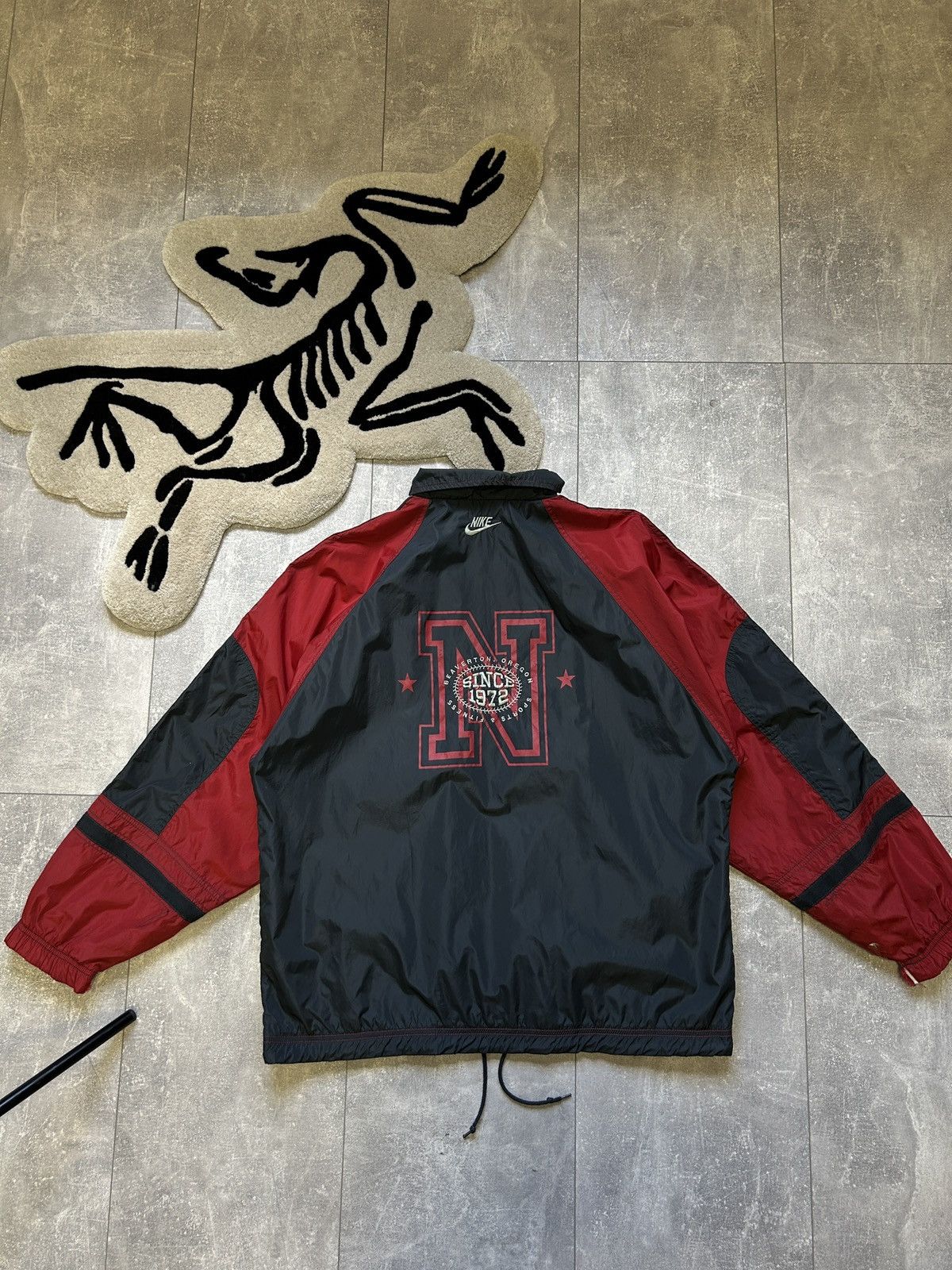 Nike Mens Vintage Nike Track Jacket nylon big logo y2k rare 90s Size US S / EU 44-46 / 1 - 1 Thumbnail