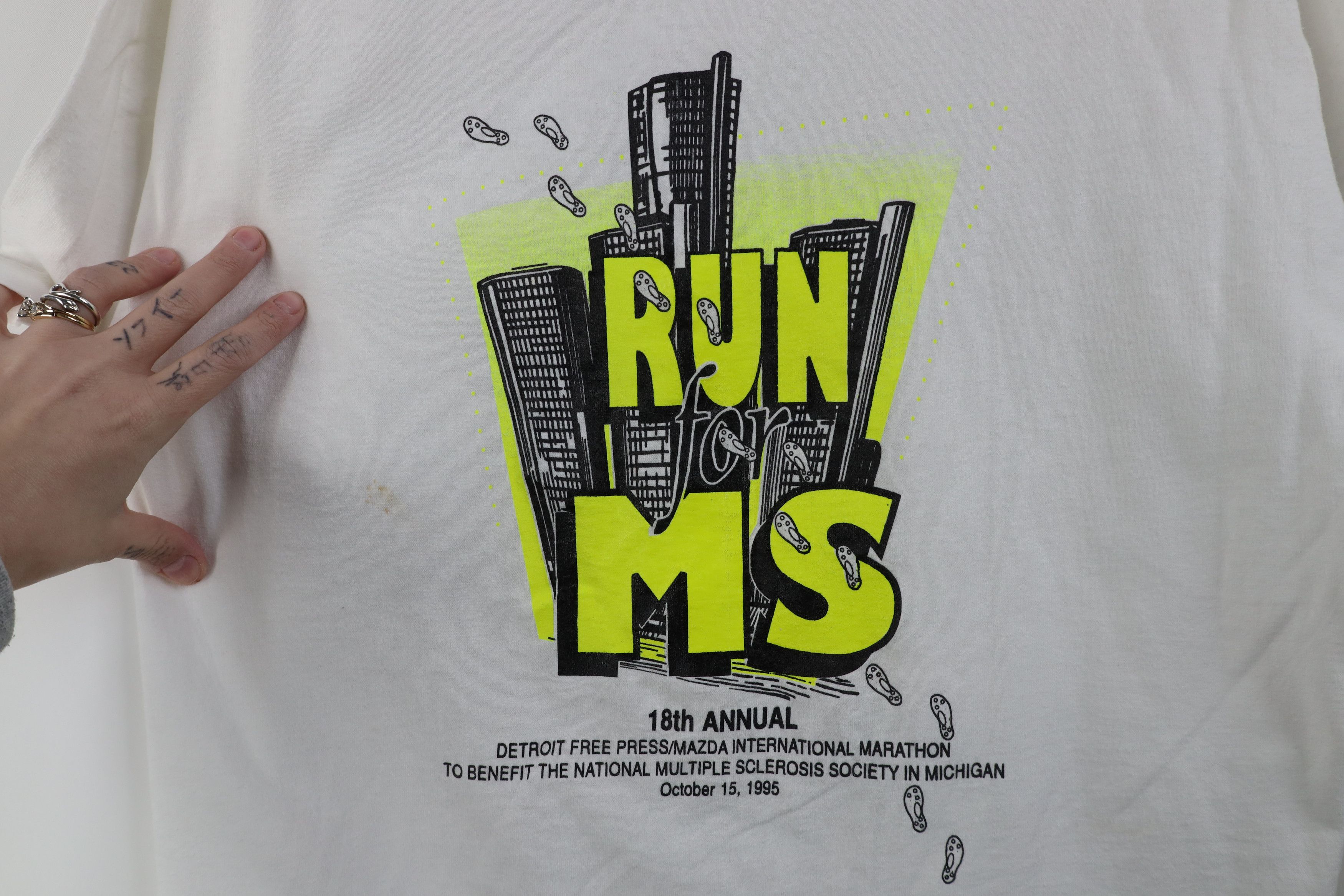 Vintage Vintage 90s Run For MS Detroit Free Press Marathon T-Shirt Size US L / EU 52-54 / 3 - 4 Thumbnail