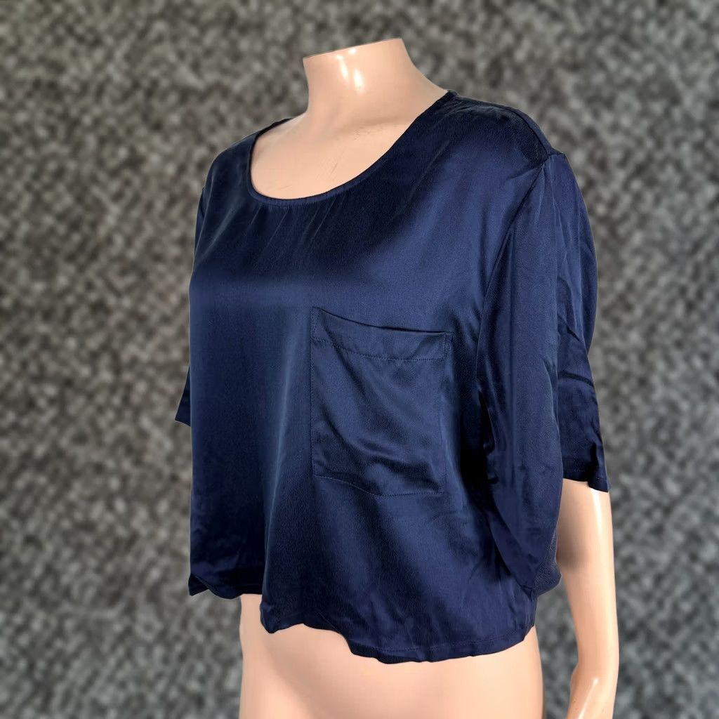 Lunya Lunya Women's Sleep Shirt XL Silk Pajama Top Navy Short Sleeve Collared Button Pocket Housewear Bedtime Blouse Womens XL Satin Size XL / US 12-14 / IT 48-50 - 1 Thumbnail