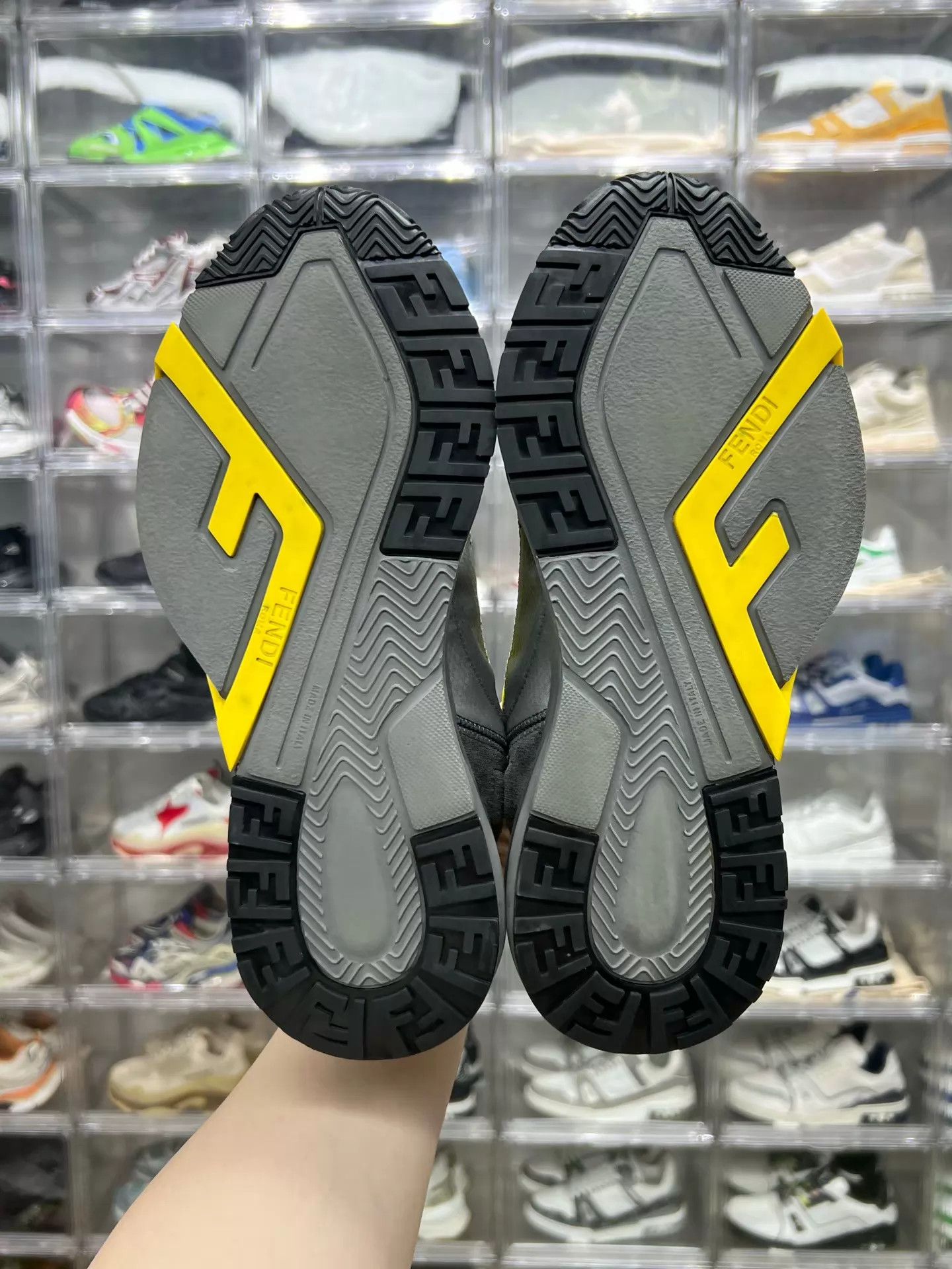 Fendi FENDI Flow Gray Yellow Sneakers EU 39 Like New Size US 6 / EU 39 - 8 Thumbnail