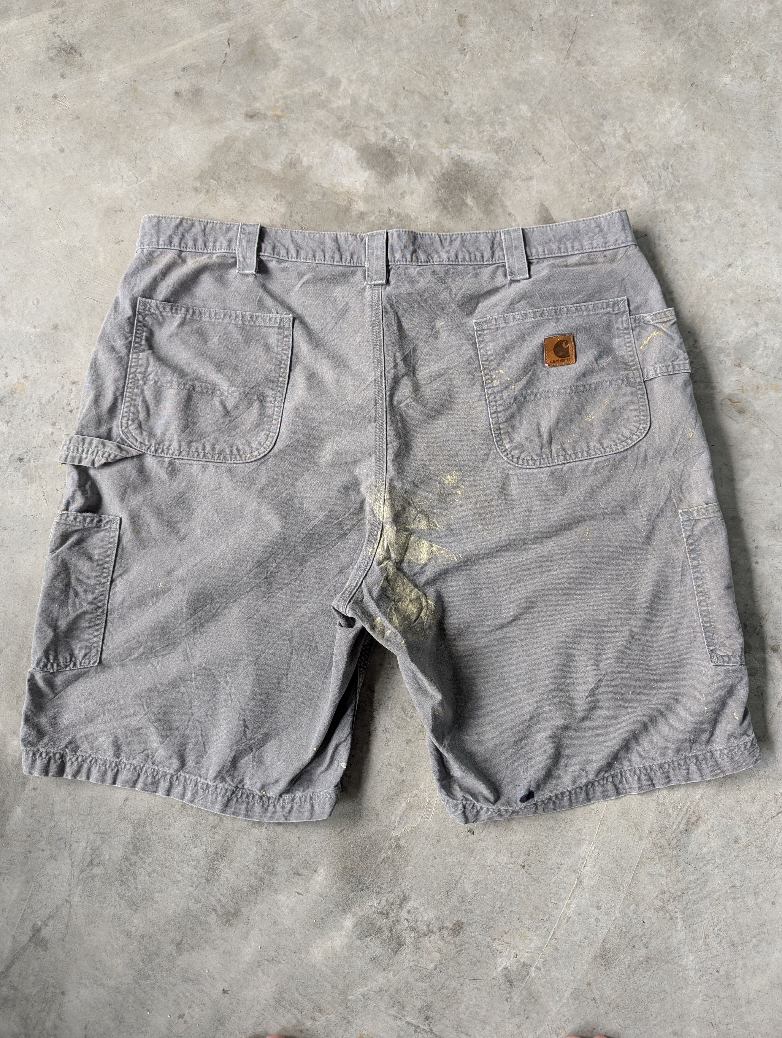 Carhartt Distressed Faded Paint Gray Carhartt Short Cargo Pants Baggy Size US 42 / EU 58 - 1 Thumbnail