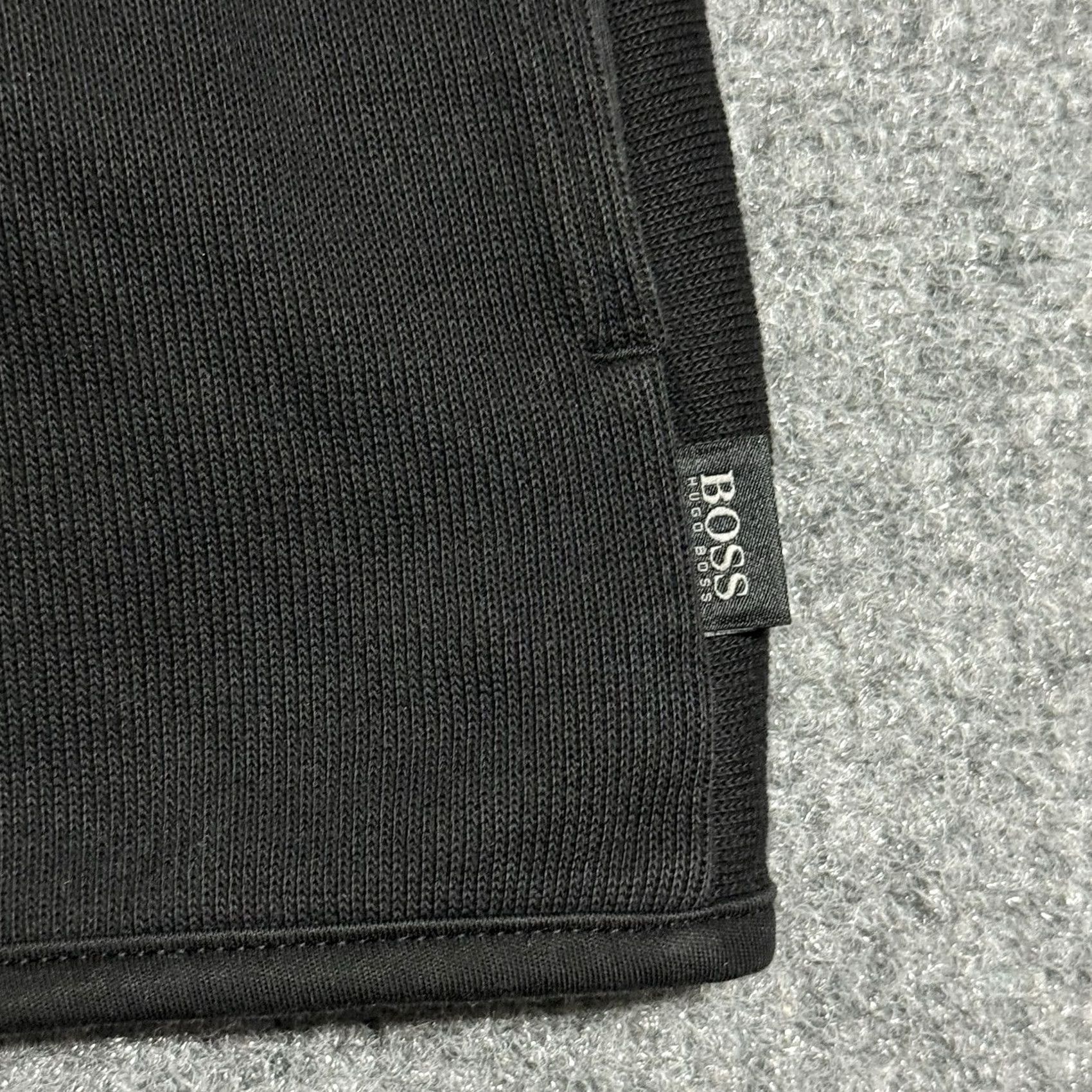 Hugo Boss HUGO BOSS Sweater Mens Large Black 1/4 Zip Sondrio Pullover Knit Sweatshirt Mock Neck Logo Zipper Size US L / EU 52-54 / 3 - 5 Thumbnail
