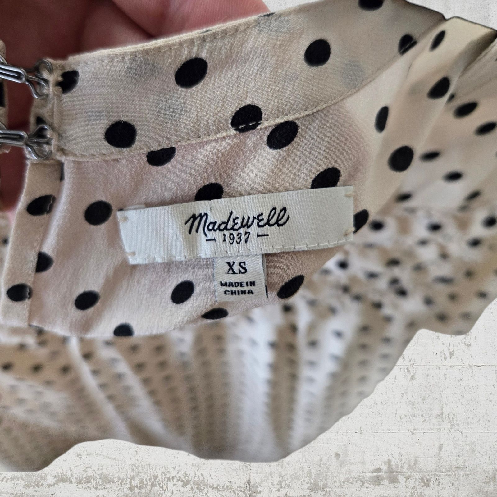 Madewell Madewell Silk Polka Dot Ruffle Blouse Size XS Size XS / US 0-2 / IT 36-38 - 3 Thumbnail
