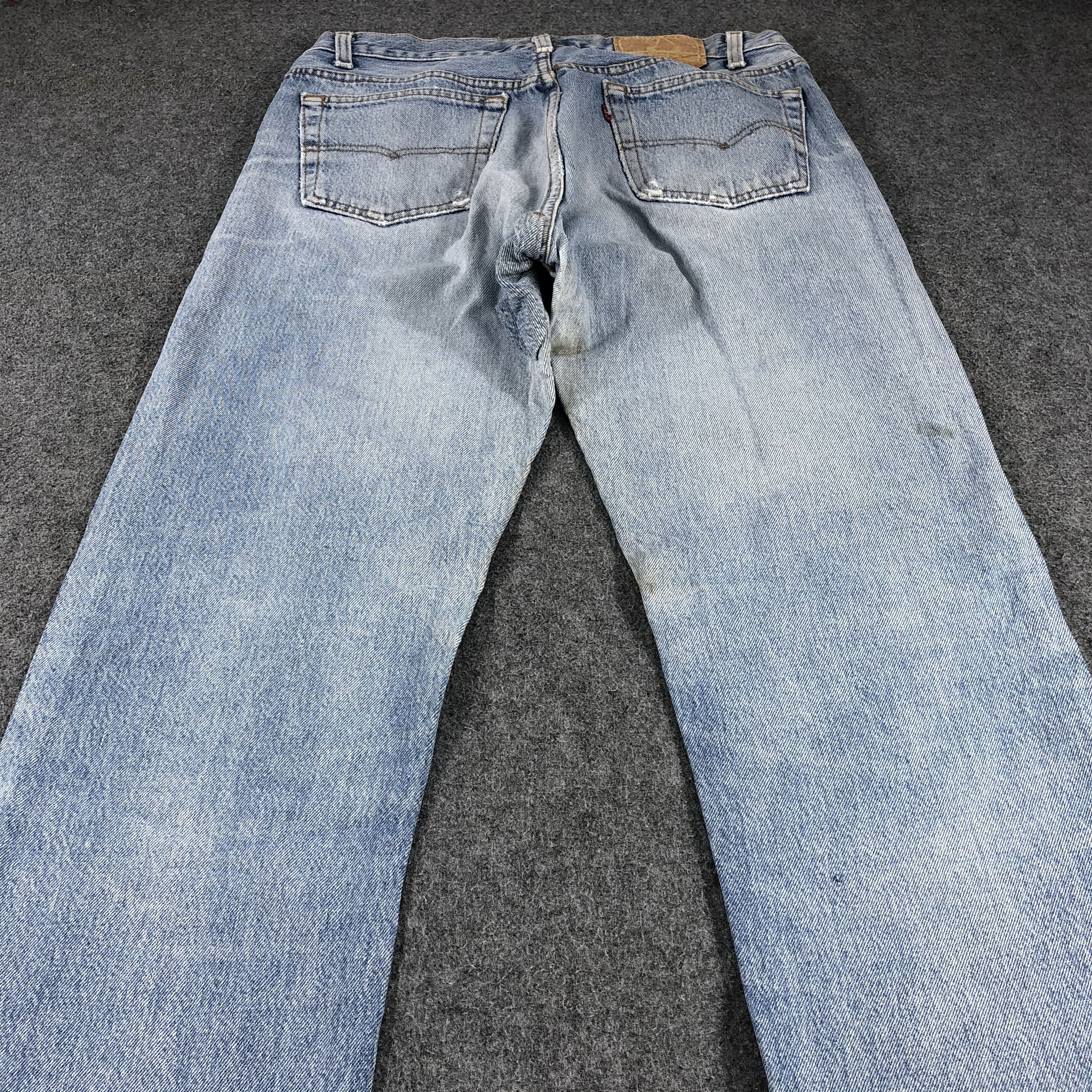 Levi's × Vintage Vintage 90s Light Wash Levis 501 Jeans-JM864 Size US 31 - 4 Thumbnail