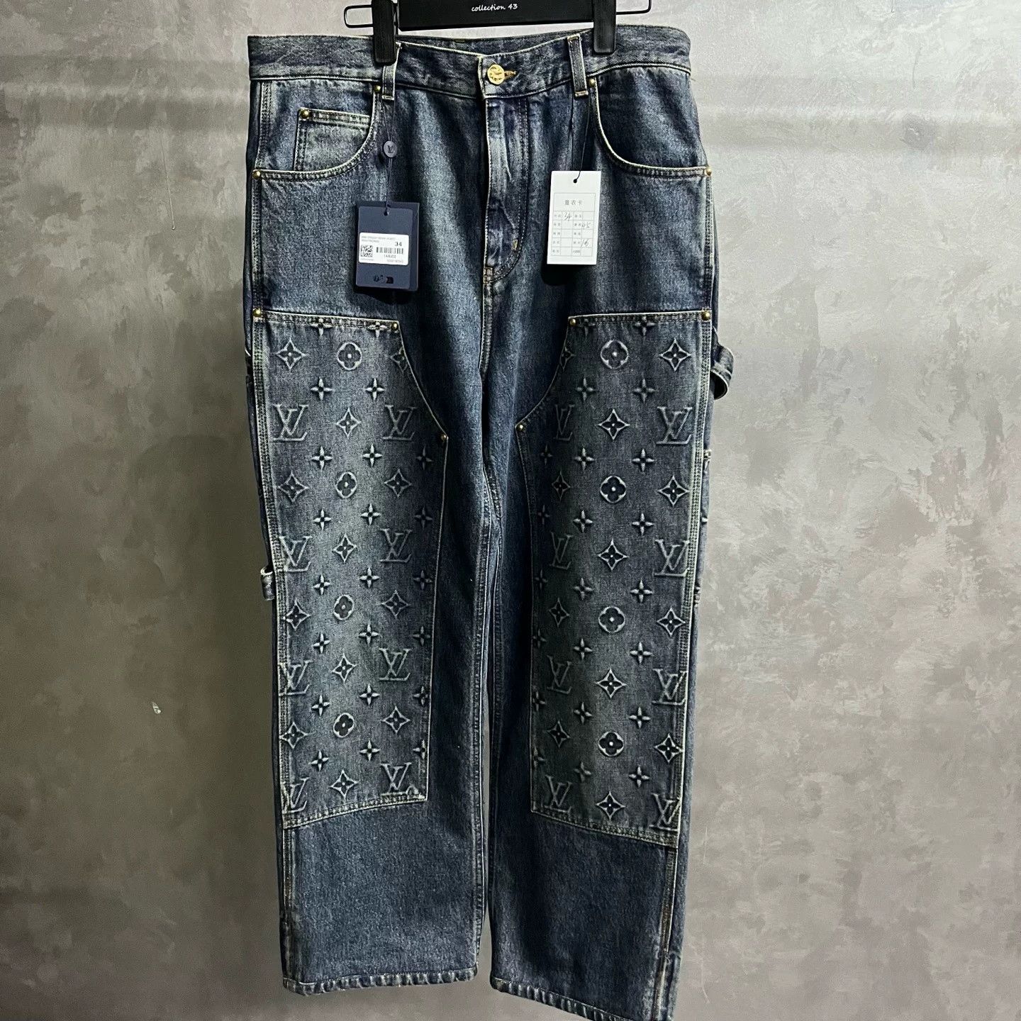 Louis Vuitton Louis Vuitton Logo Embossed Cargo Jeans Size US 34 / EU 50 - 1 Thumbnail