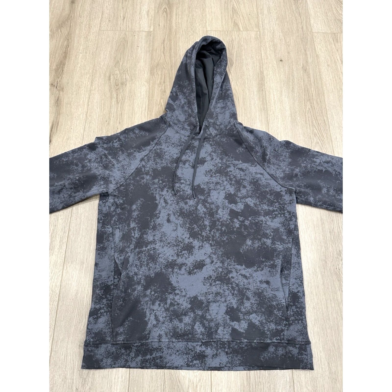 Lululemon Lululemon Hoodie City Camouflage Pullover Gray Large L Men Regular Fit Size US L / EU 52-54 / 3 - 3 Thumbnail