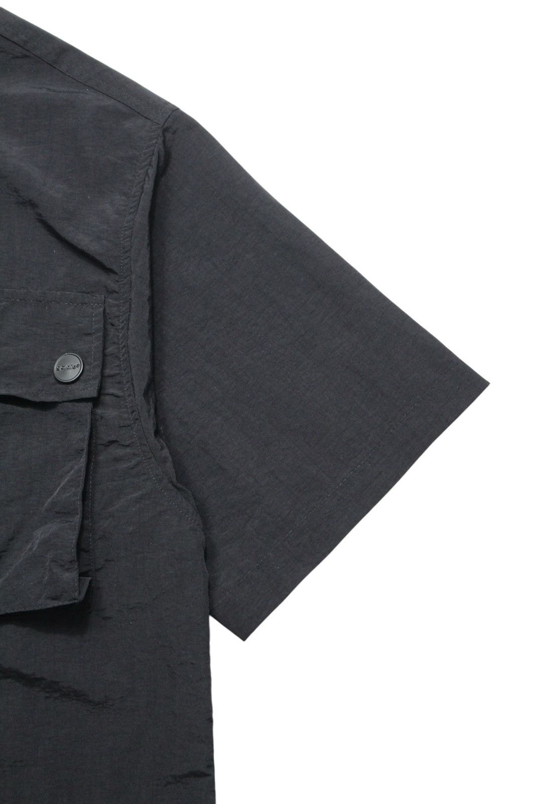 Japanese Brand AW2022 GOLDIE BOXY 2 POCKET SHIRT Size US M / EU 48-50 / 2 - 3 Thumbnail