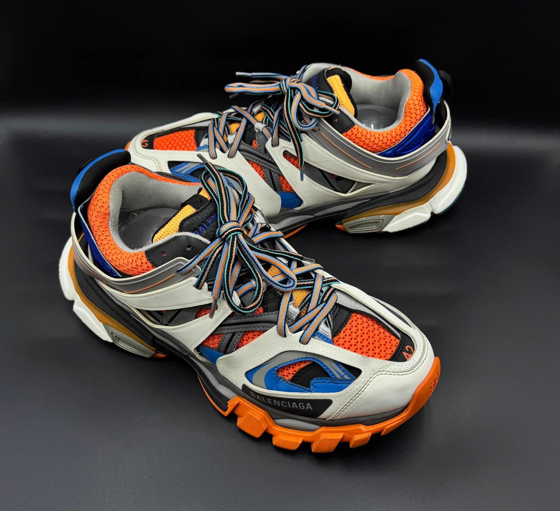 Balenciaga Balenciaga Track 1.0 Lace-up Low Top Men's White Orange Size US 9 / EU 42 - 8 Thumbnail