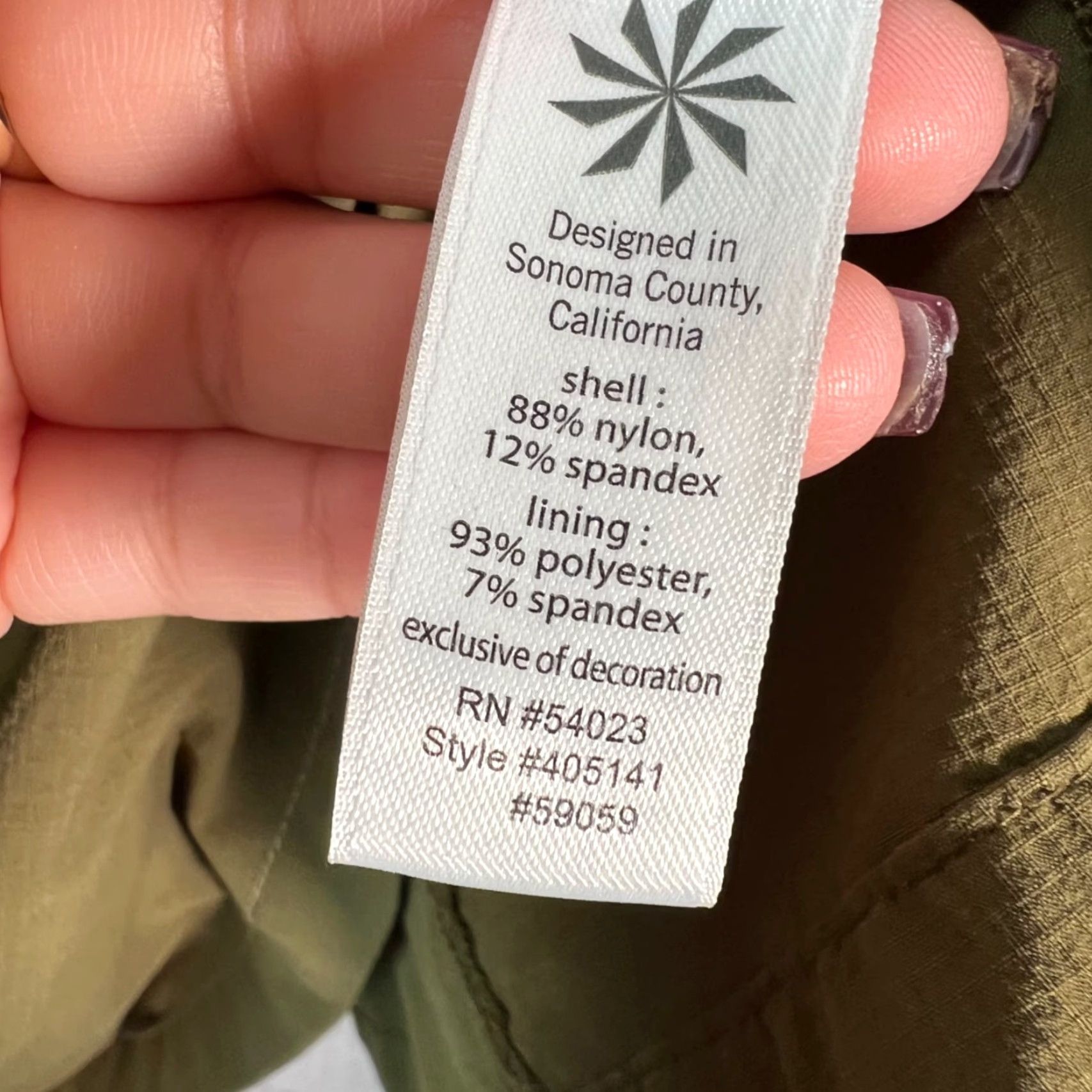 Athleta Athleta Womens Skirt 12 Olive Green Nylon Spandex Pockets Casual Mini Short Season Spring Summer VINTAGE No Size 34" / US 12 / IT 48 - 5 Thumbnail