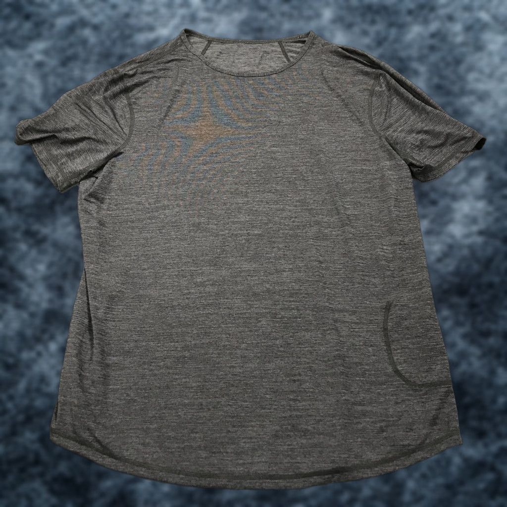 Lululemon Lululemon Shirt Mens XL Gray Short Sleeve Heather Stretch Logo Athleisure Gym Size US XL / EU 56 / 4 - 1 Thumbnail