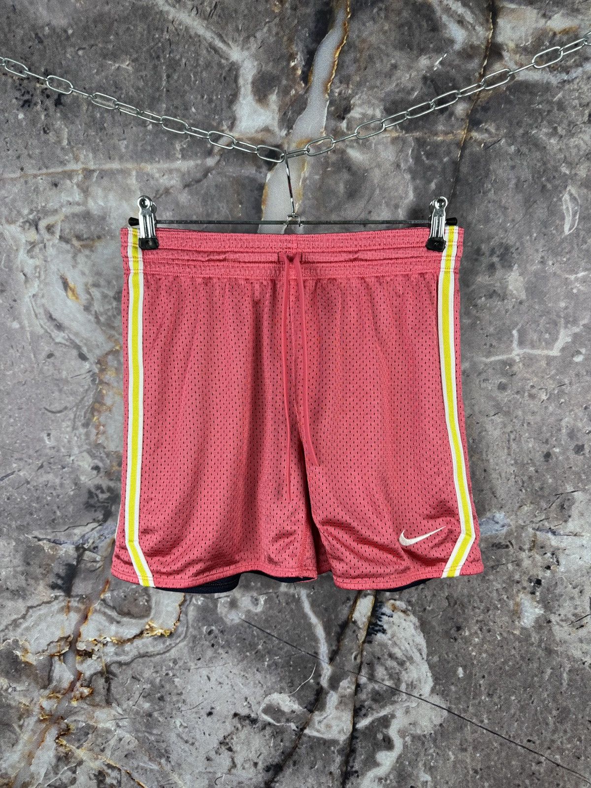 Nike Men’s Nike Shorts Basketball Pink Sportswear Size XS Size US 28 / EU 44 - 1 Thumbnail