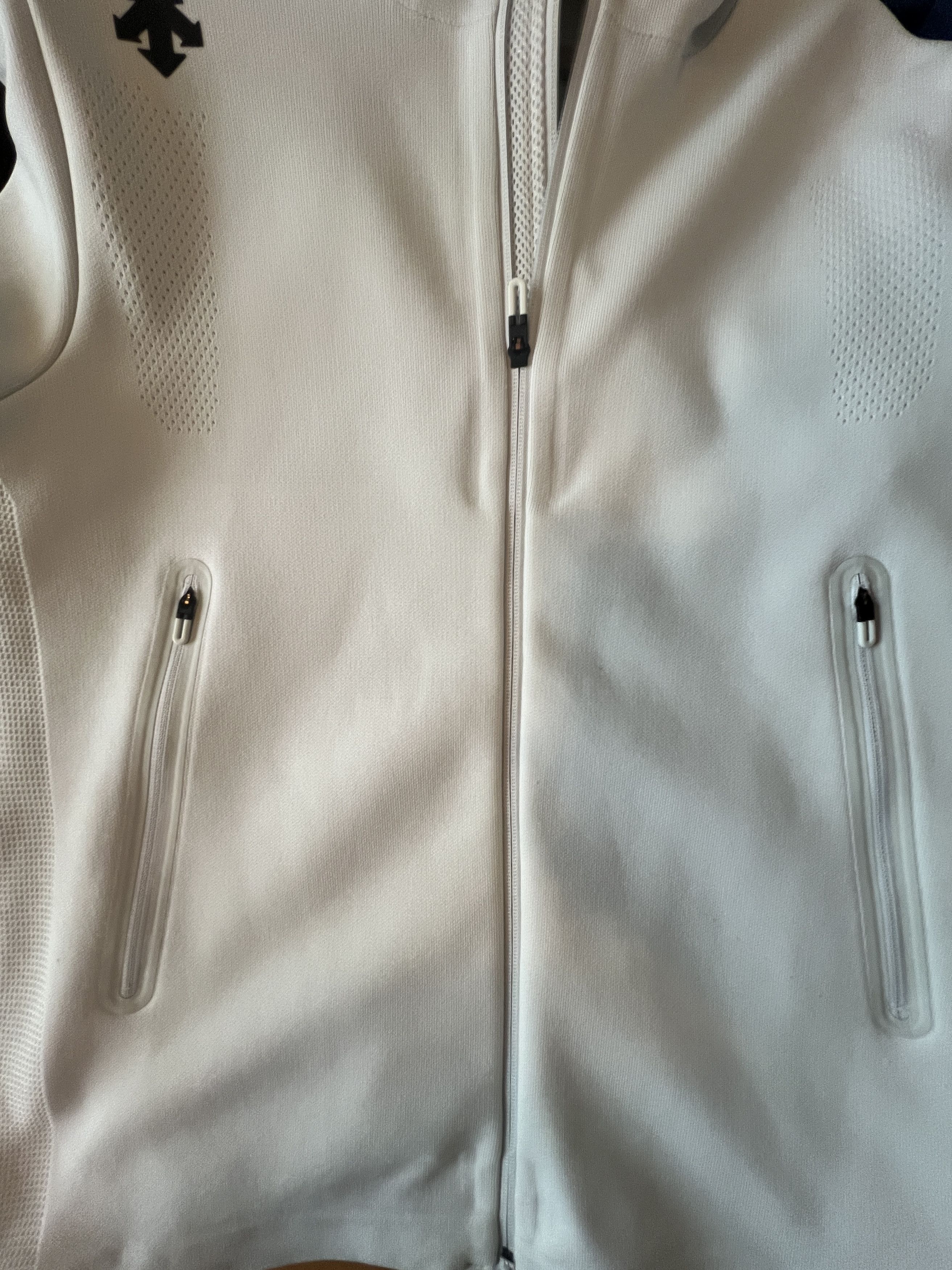 Descente Descente training knit jacket white size XL sport Size US XL / EU 56 / 4 - 4 Thumbnail