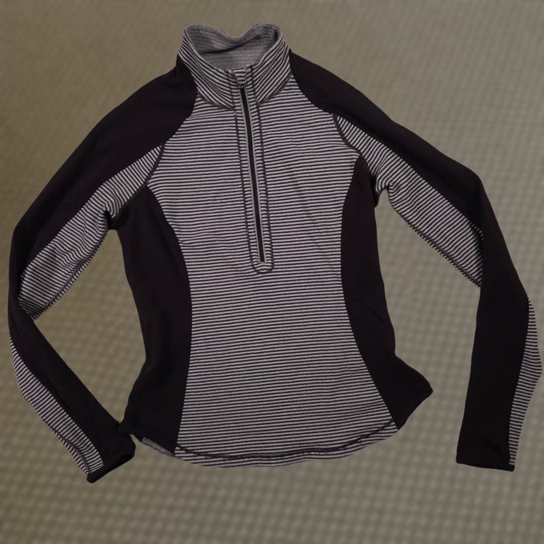 Lululemon Lululemon Pullover Womens Small Gray Black Striped 1/4 Zip Long Sleeve Running Size S / US 4 / IT 40 - 1 Thumbnail