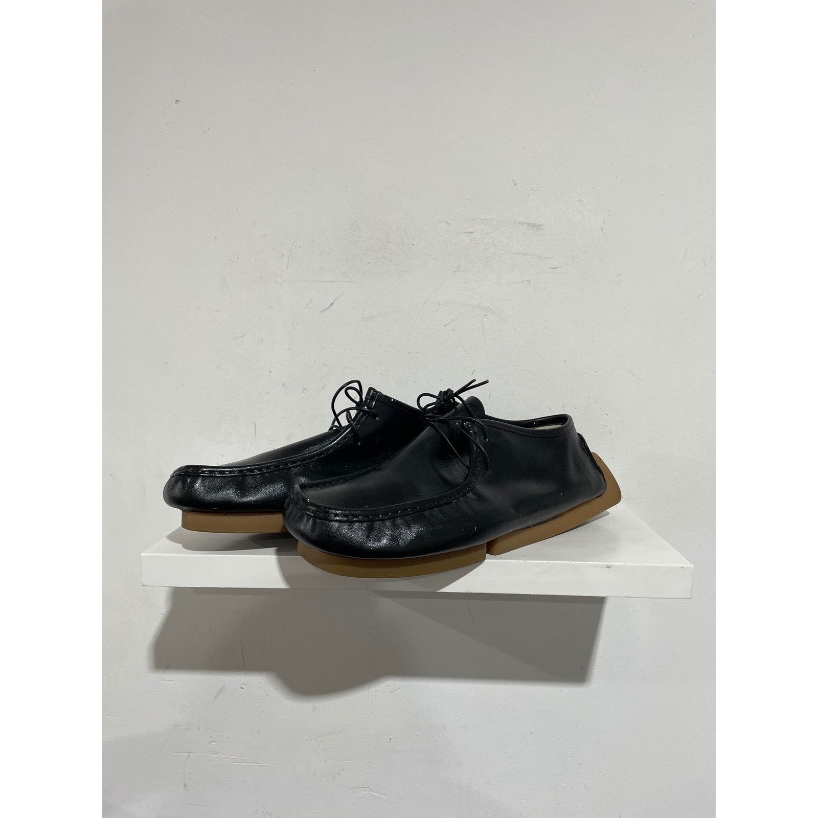 Bottega Veneta BOTTEGA VENETA LEATHER DRIVING LOAFER BLACK SIZE 42 PREOWNED Size US 9 / EU 42 - 1 Thumbnail